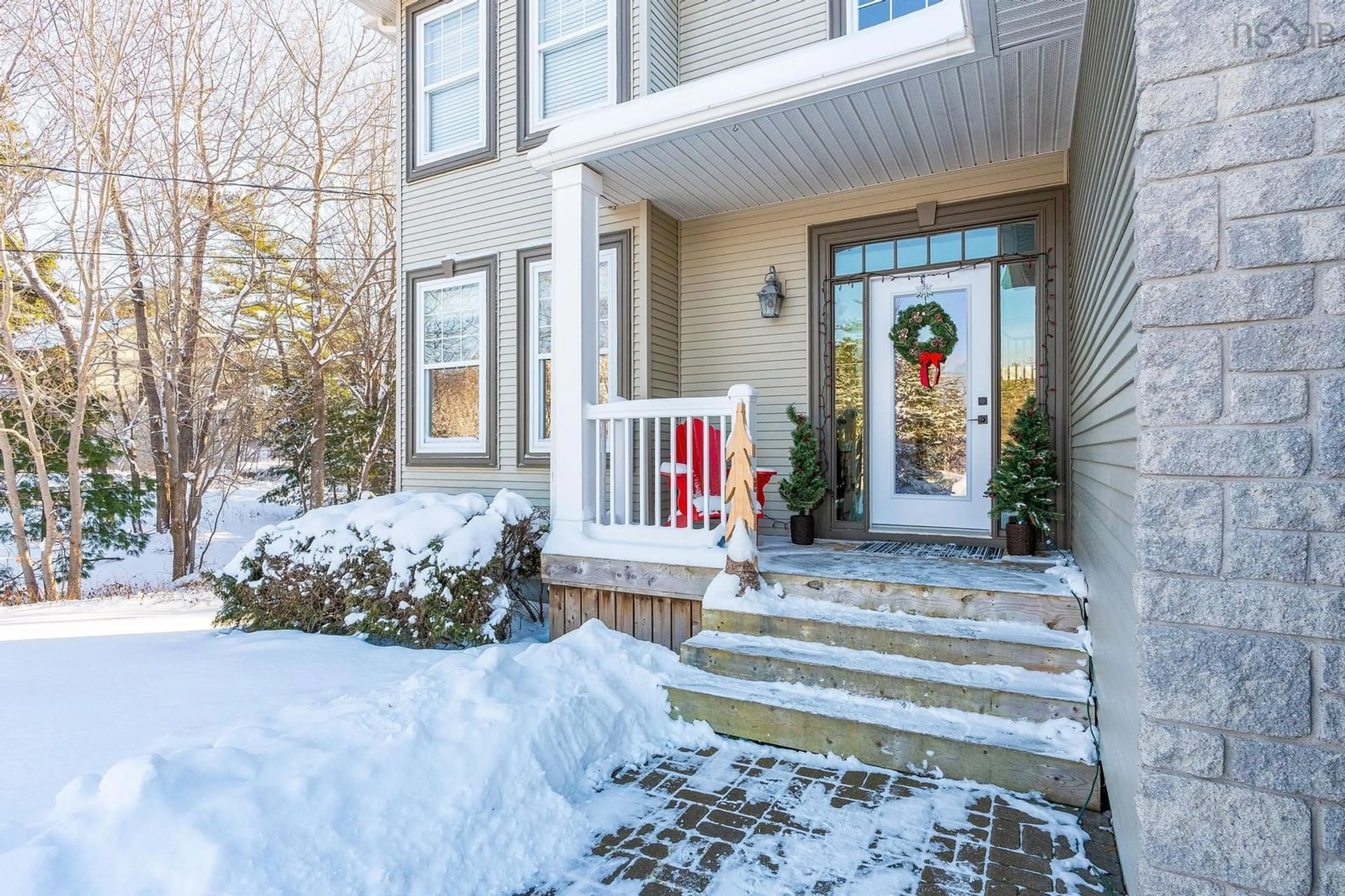 Indoor entryway for 99 Canterbury Lane, Fall River Nova Scotia B2T 1A4