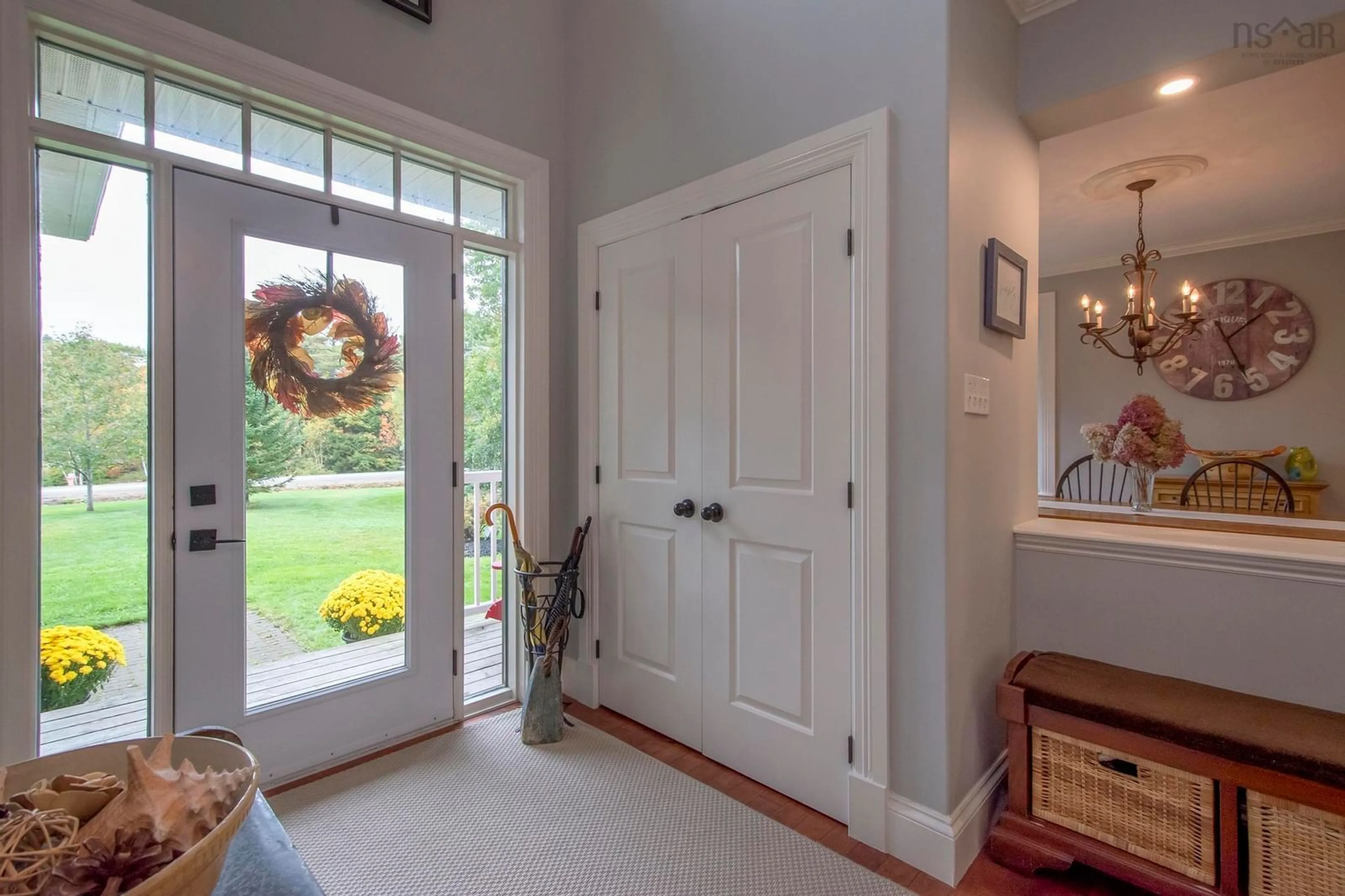 Indoor entryway for 99 Canterbury Lane, Fall River Nova Scotia B2T 1A4