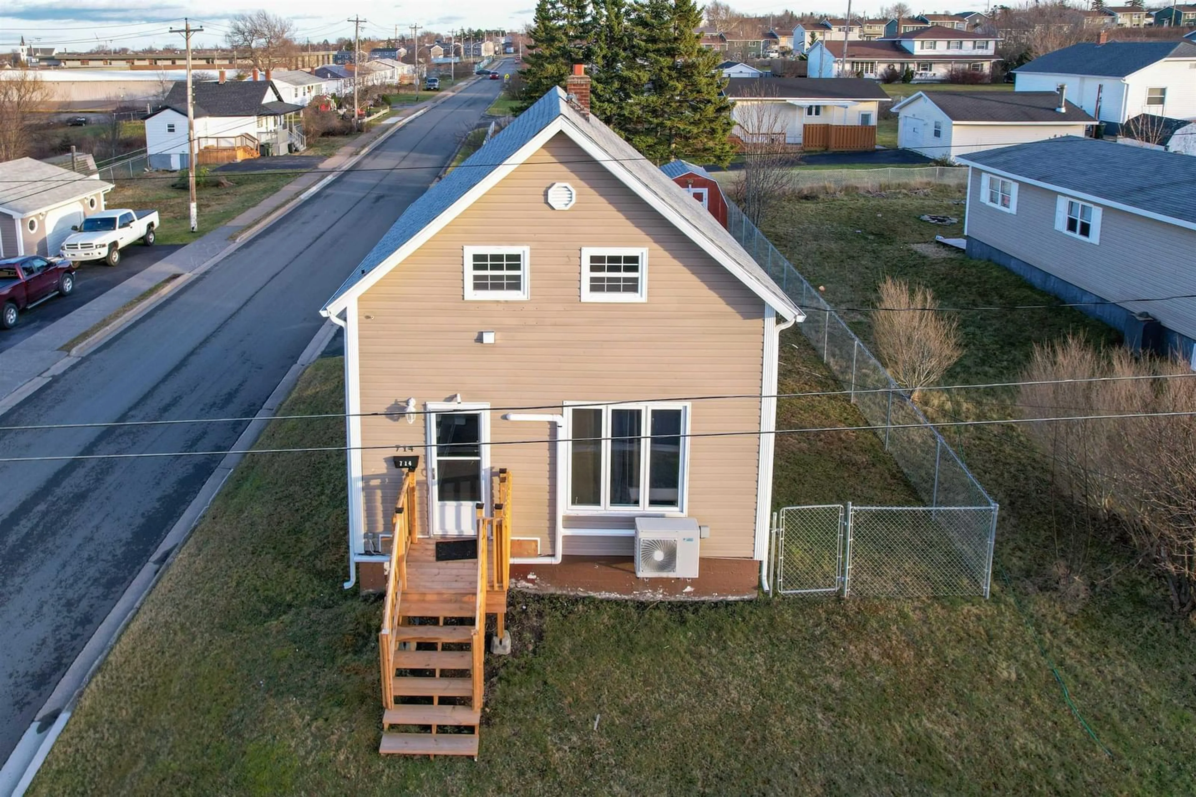 A pic from outside/outdoor area/front of a property/back of a property/a pic from drone, building for 714 Union St, New Waterford Nova Scotia B1H 3L3