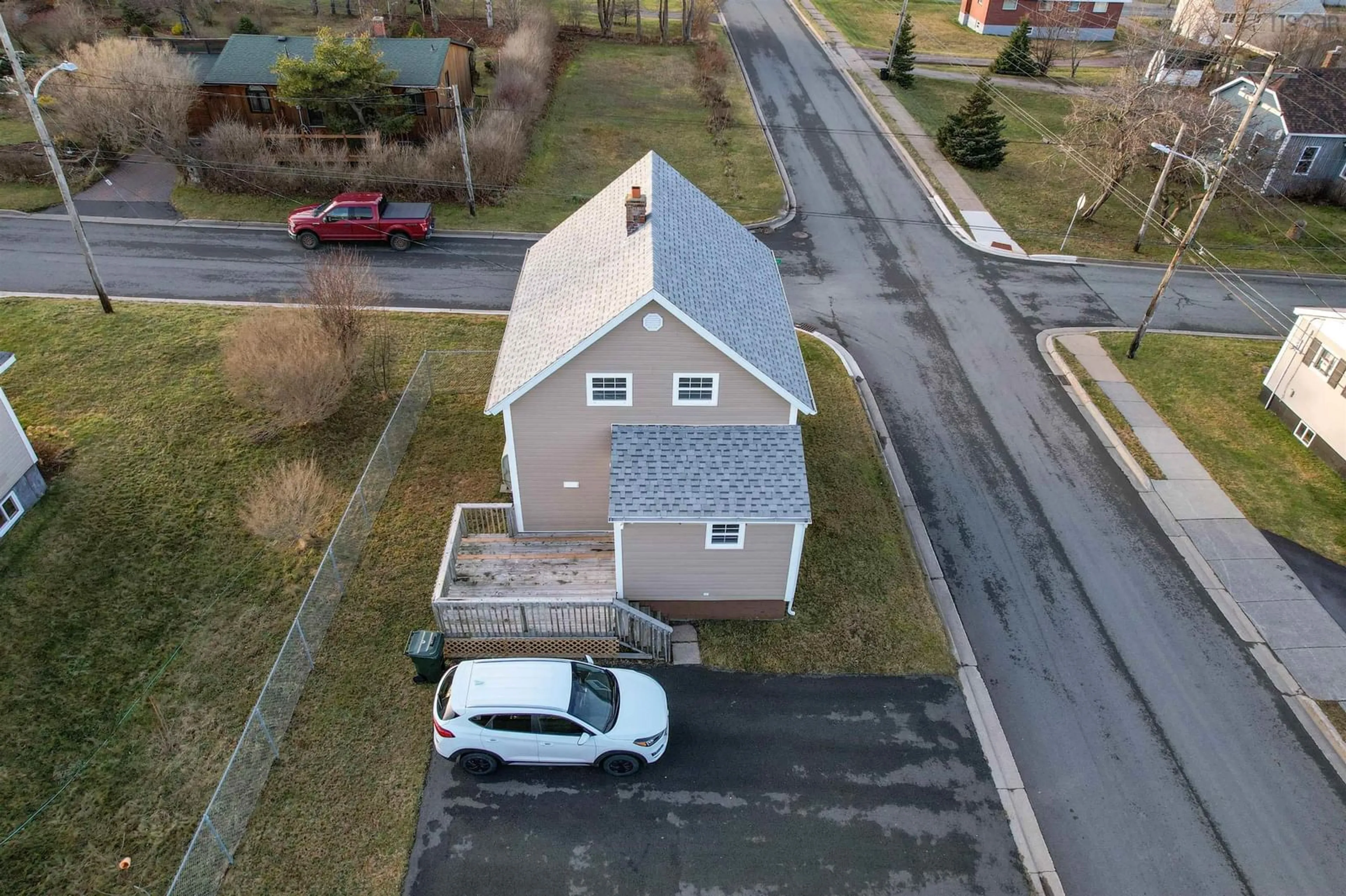 A pic from outside/outdoor area/front of a property/back of a property/a pic from drone, street for 714 Union St, New Waterford Nova Scotia B1H 3L3