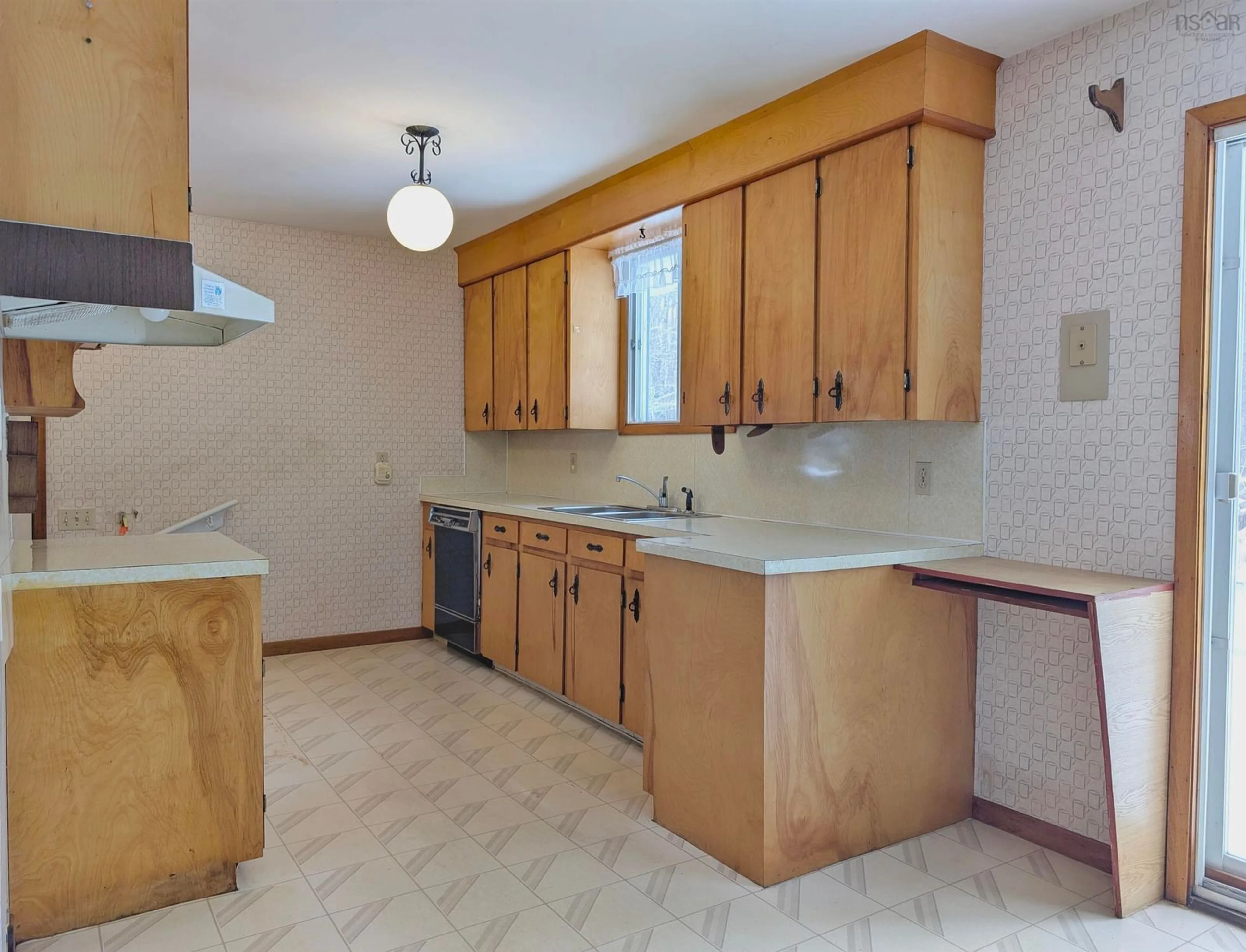 Standard kitchen, unknown for 1587 Annette St, Coldbrook Nova Scotia B4R 1A7