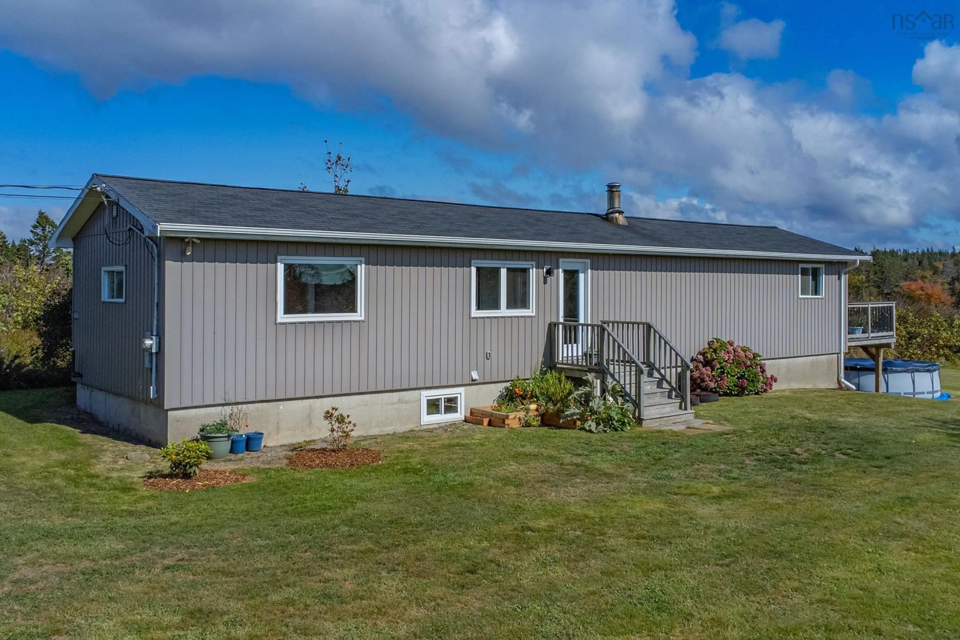 Home with vinyl exterior material, unknown for 6656 Highway 1, St. Alphonse Nova Scotia B0W 2J0