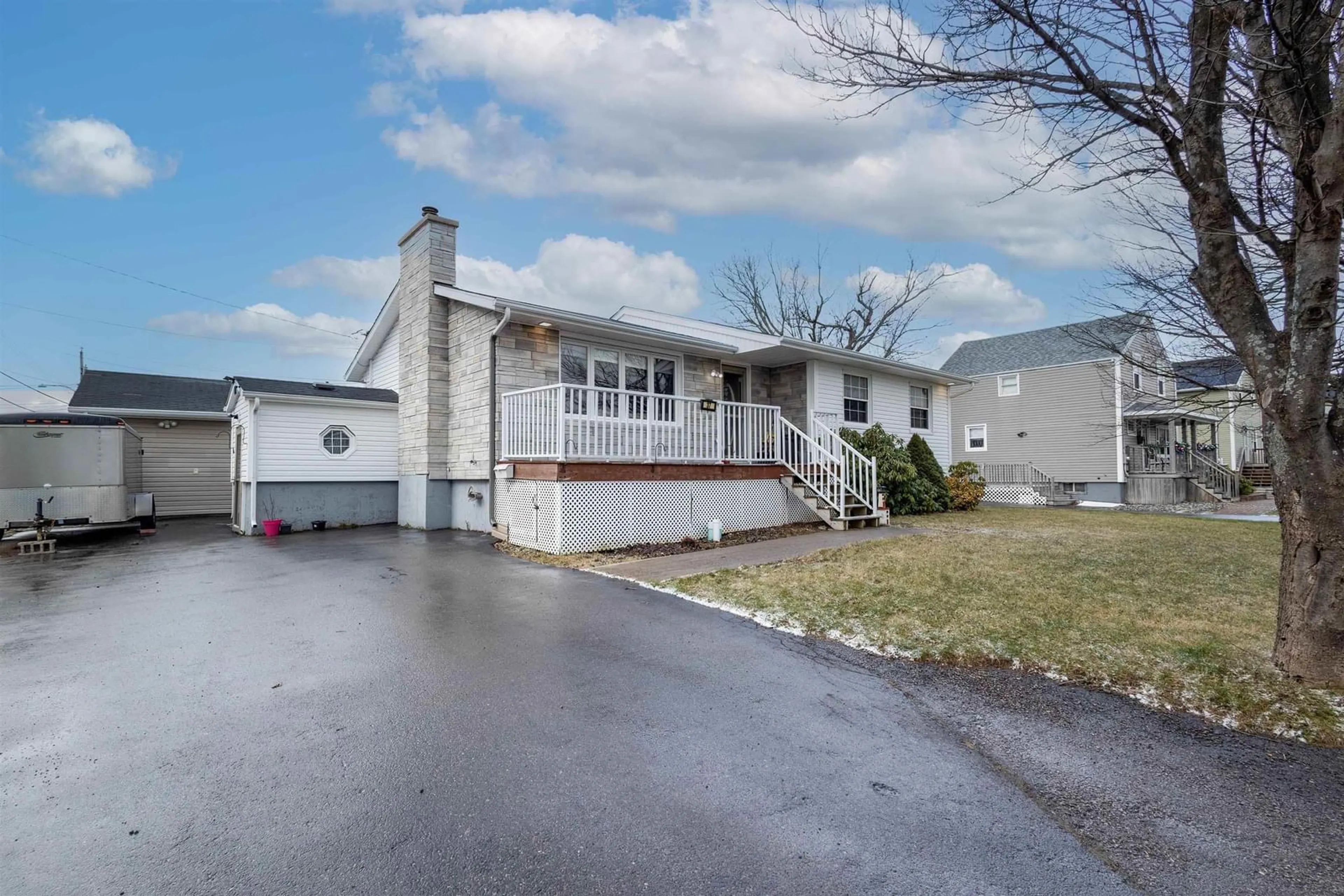 Home with vinyl exterior material, street for 37 Hillside Ave, Glace Bay Nova Scotia B1A 4B7