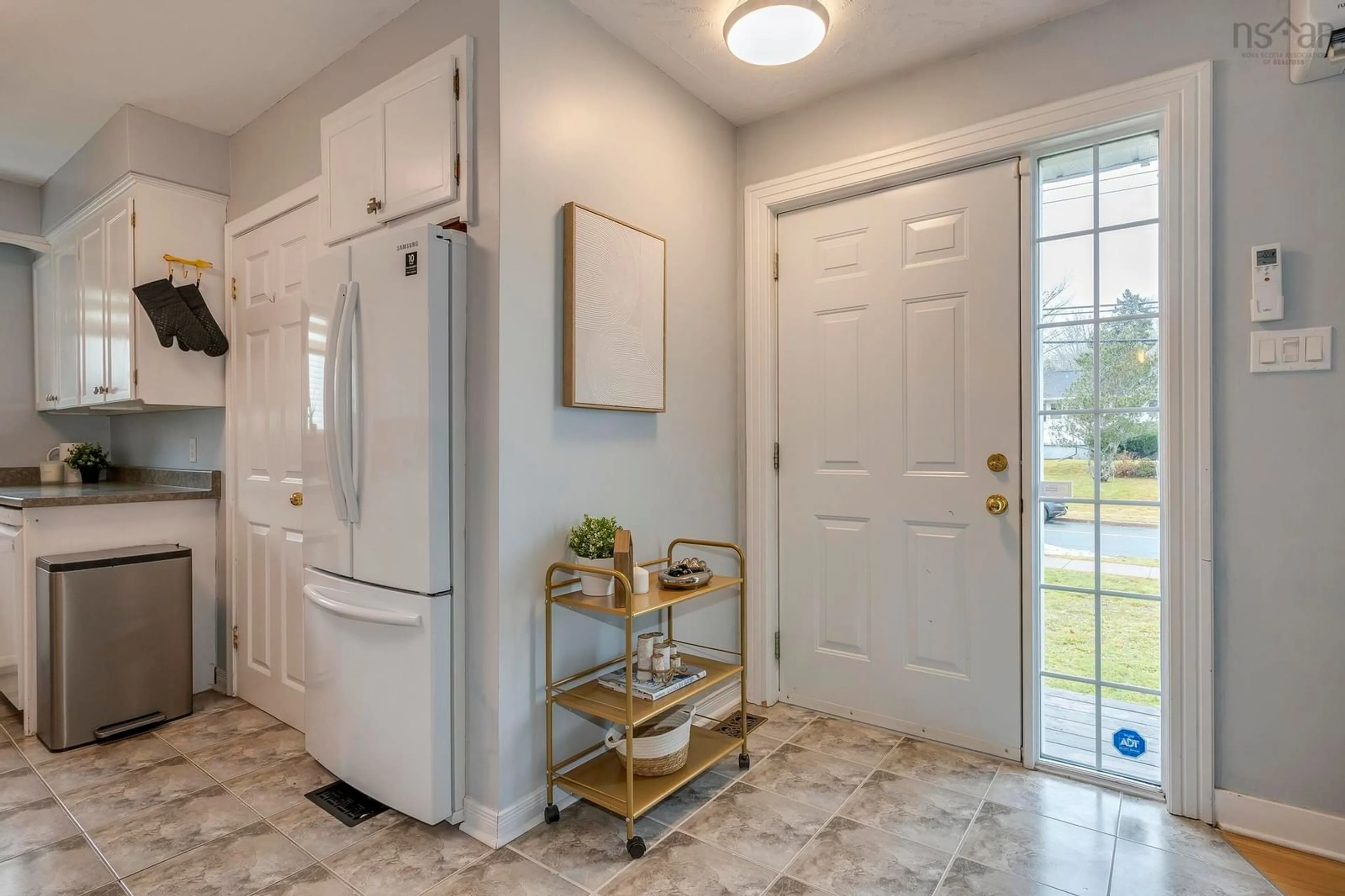 Indoor entryway for 23 Raymond Dr, Lower Sackville Nova Scotia B4C 1G9