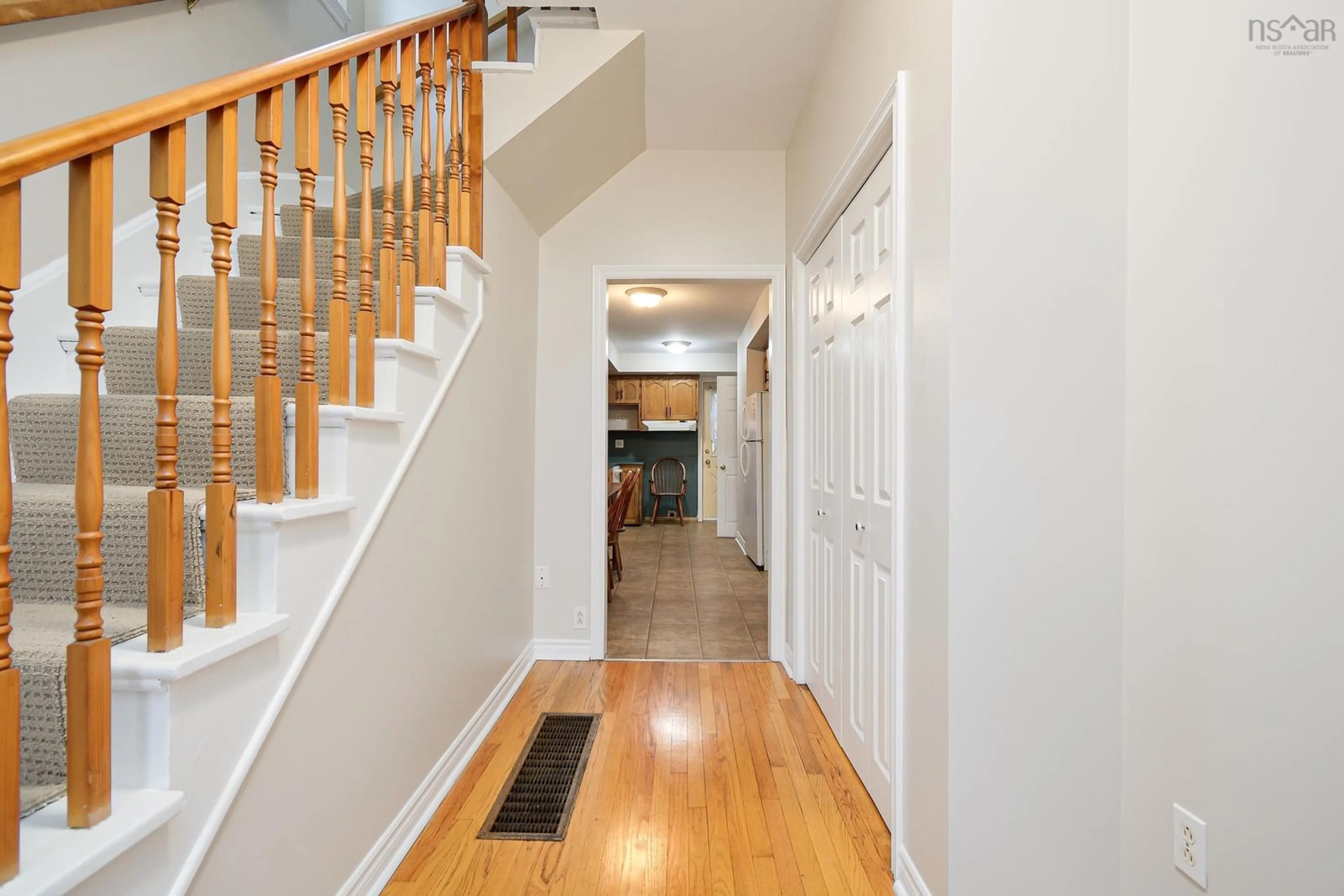 Indoor foyer for 30 Havelock St, Sydney Nova Scotia B1P 1R7