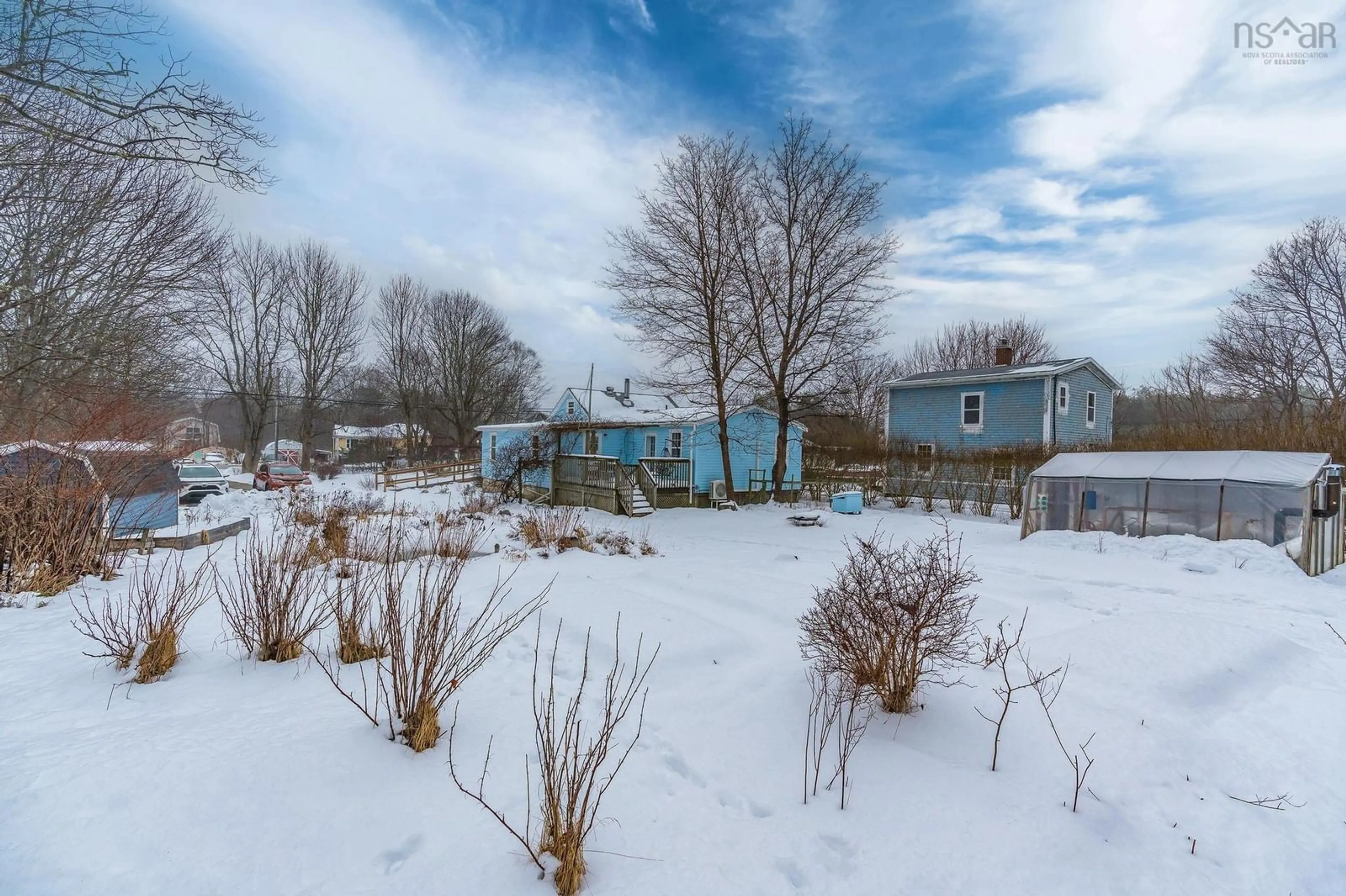 A pic from outside/outdoor area/front of a property/back of a property/a pic from drone, unknown for 91 Old Trunk 3, Chester Nova Scotia B0J 1J0