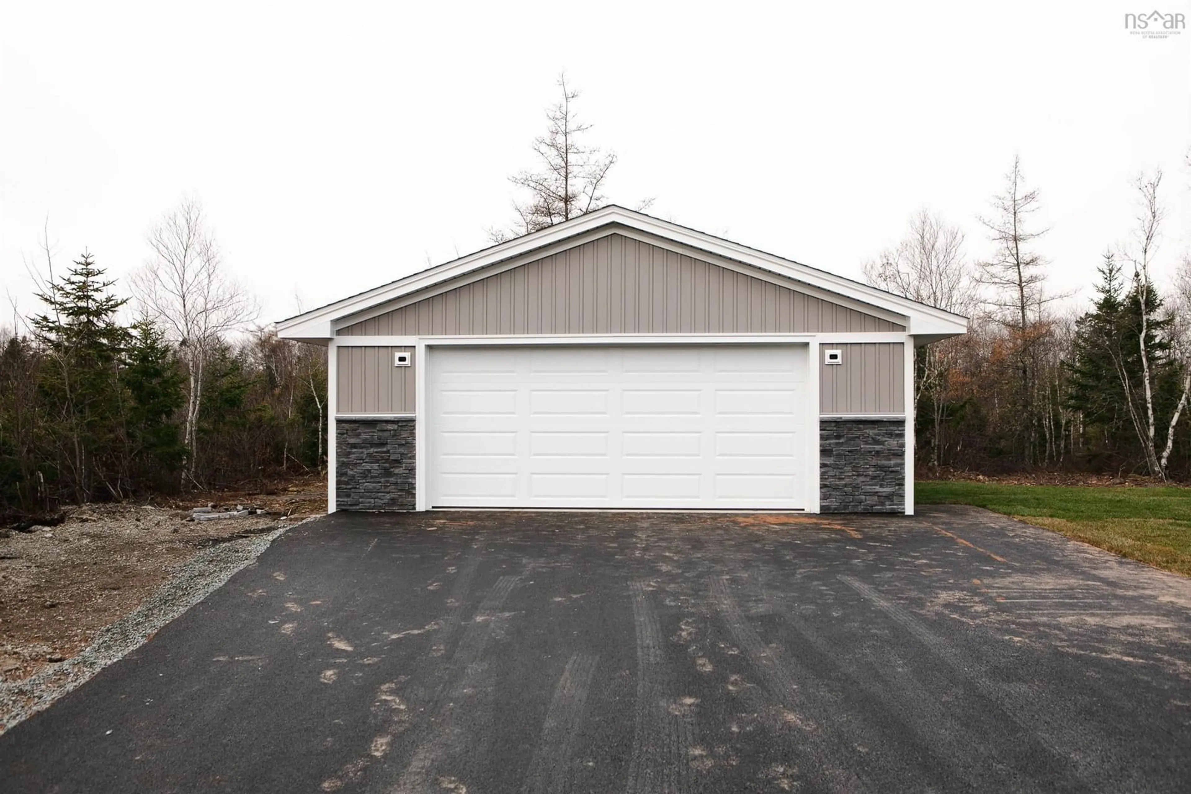 Indoor garage for 96 Diamond Lane, Middle Sackville Nova Scotia B4E 3H5