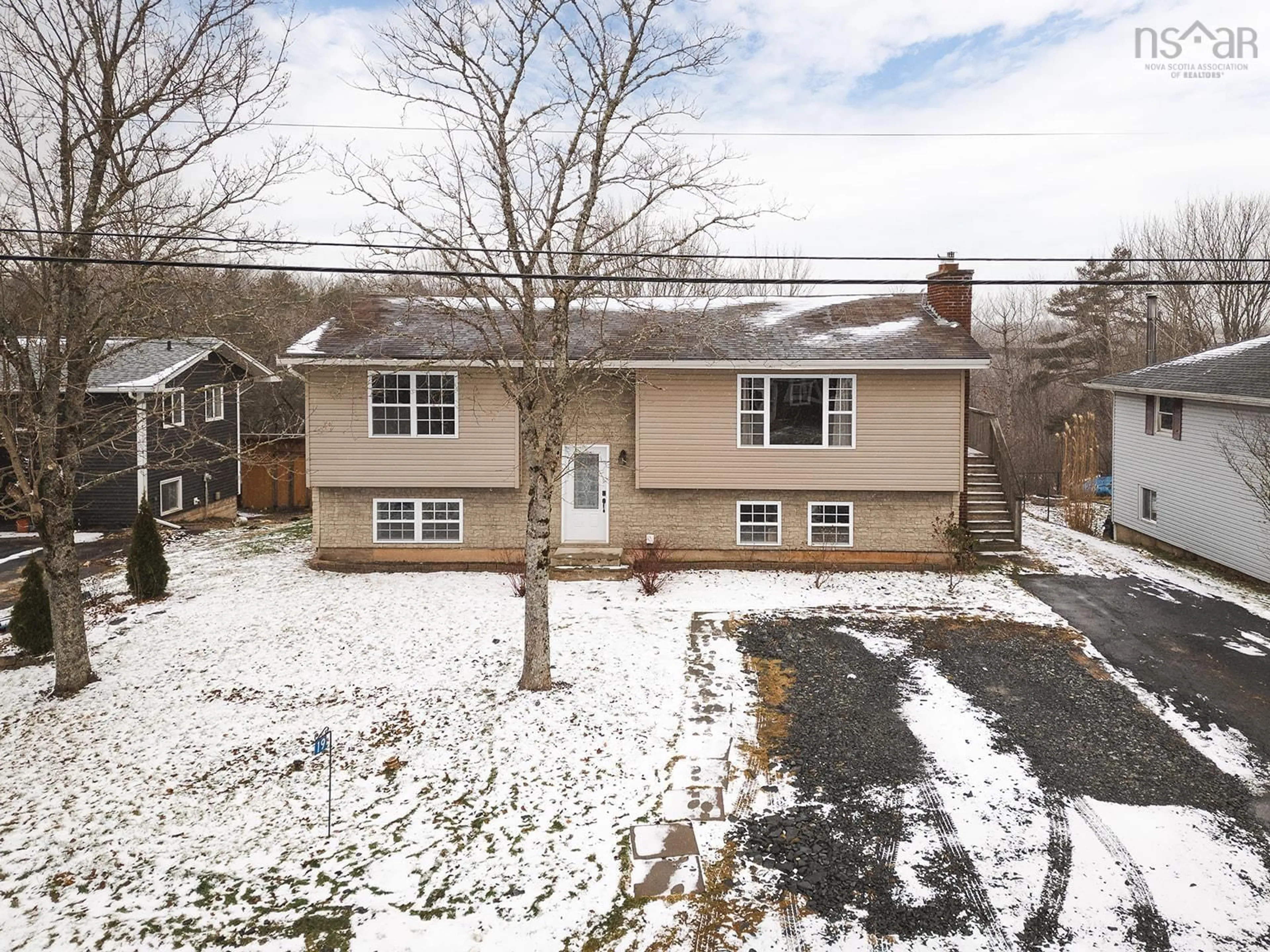 A pic from outside/outdoor area/front of a property/back of a property/a pic from drone, street for 19 Parker Place Cres, Enfield Nova Scotia B2T 1C8