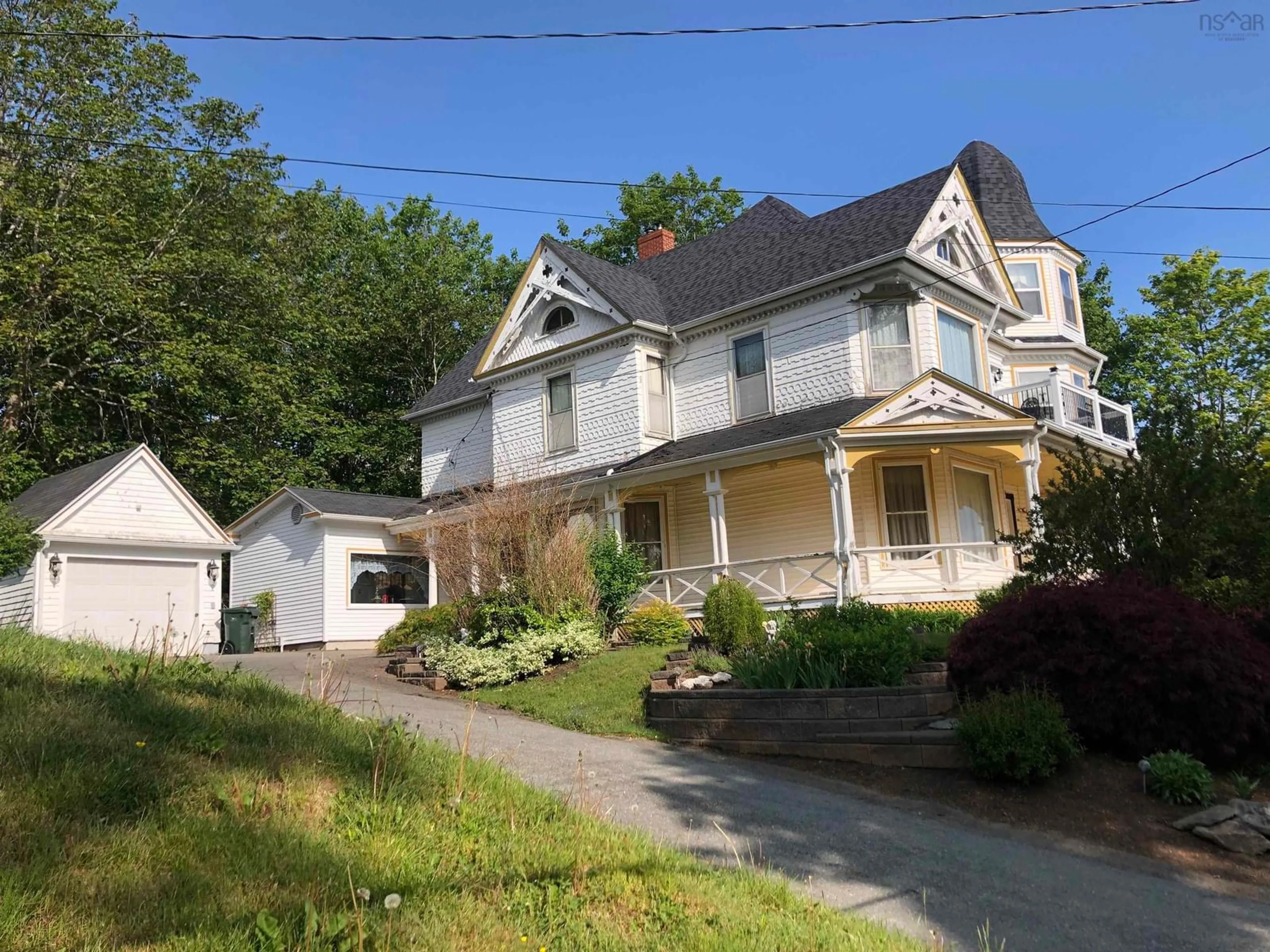 A pic from outside/outdoor area/front of a property/back of a property/a pic from drone, street for 161 Queen St, Digby Nova Scotia B0V 1A0