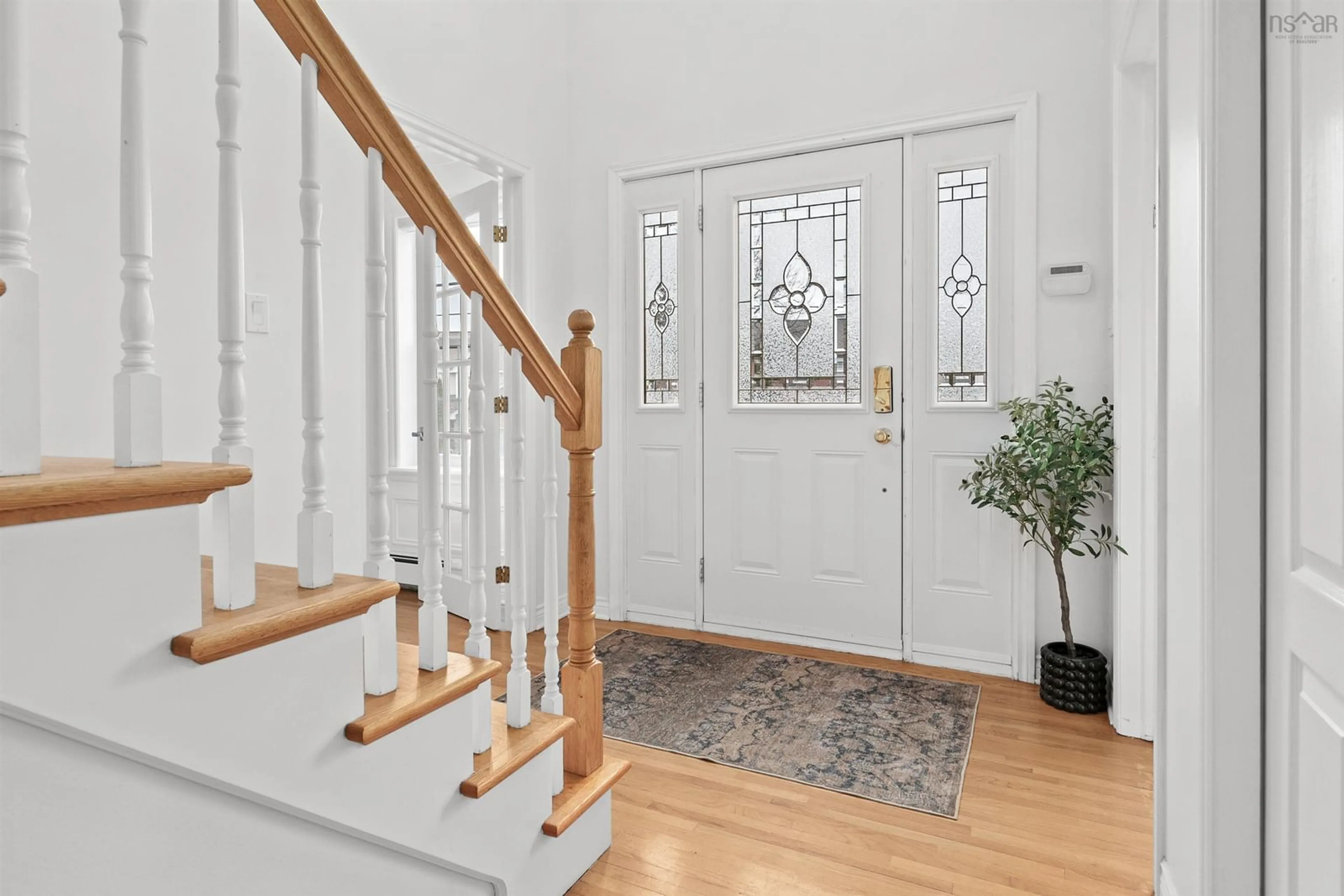 Indoor entryway for 9 Lanshaw Close, Halifax Nova Scotia B3S 1S7