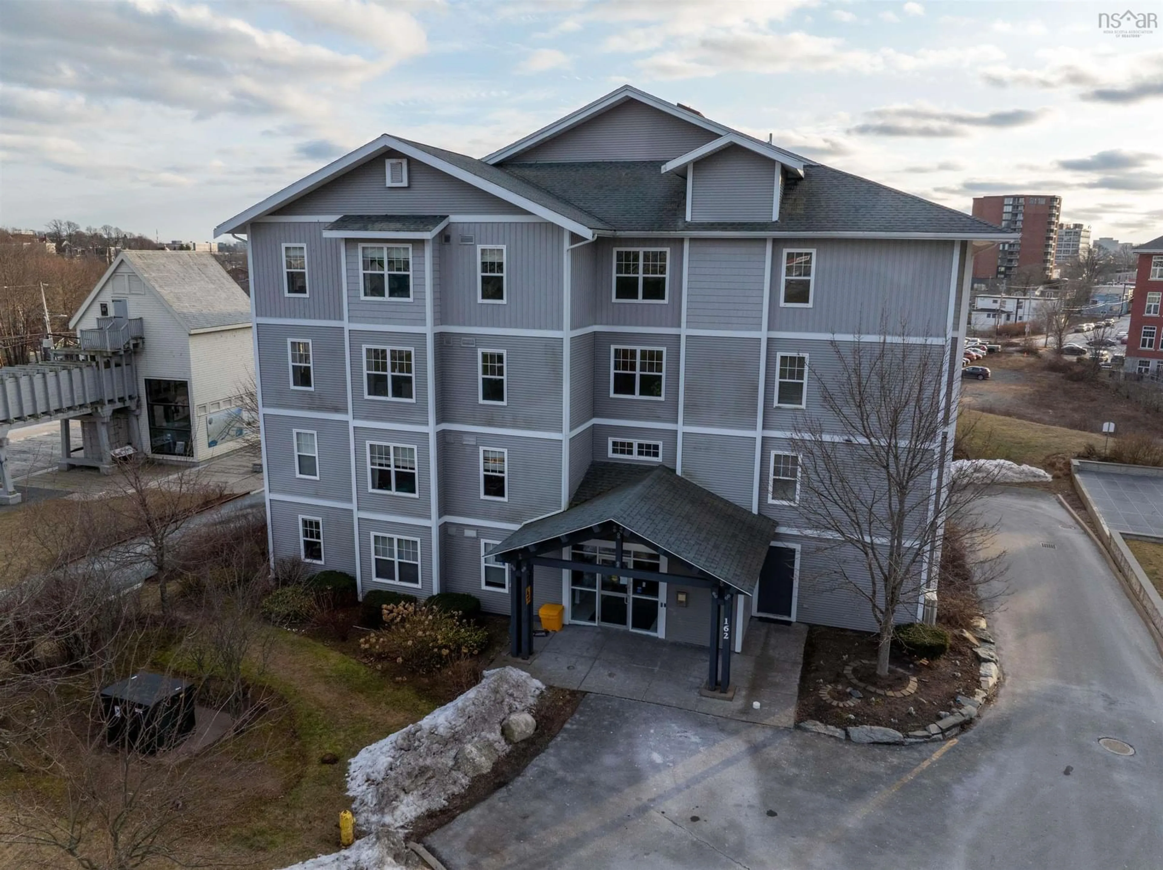 A pic from outside/outdoor area/front of a property/back of a property/a pic from drone, building for 162 Ochterloney St #409, Dartmouth Nova Scotia B2Y 4X3