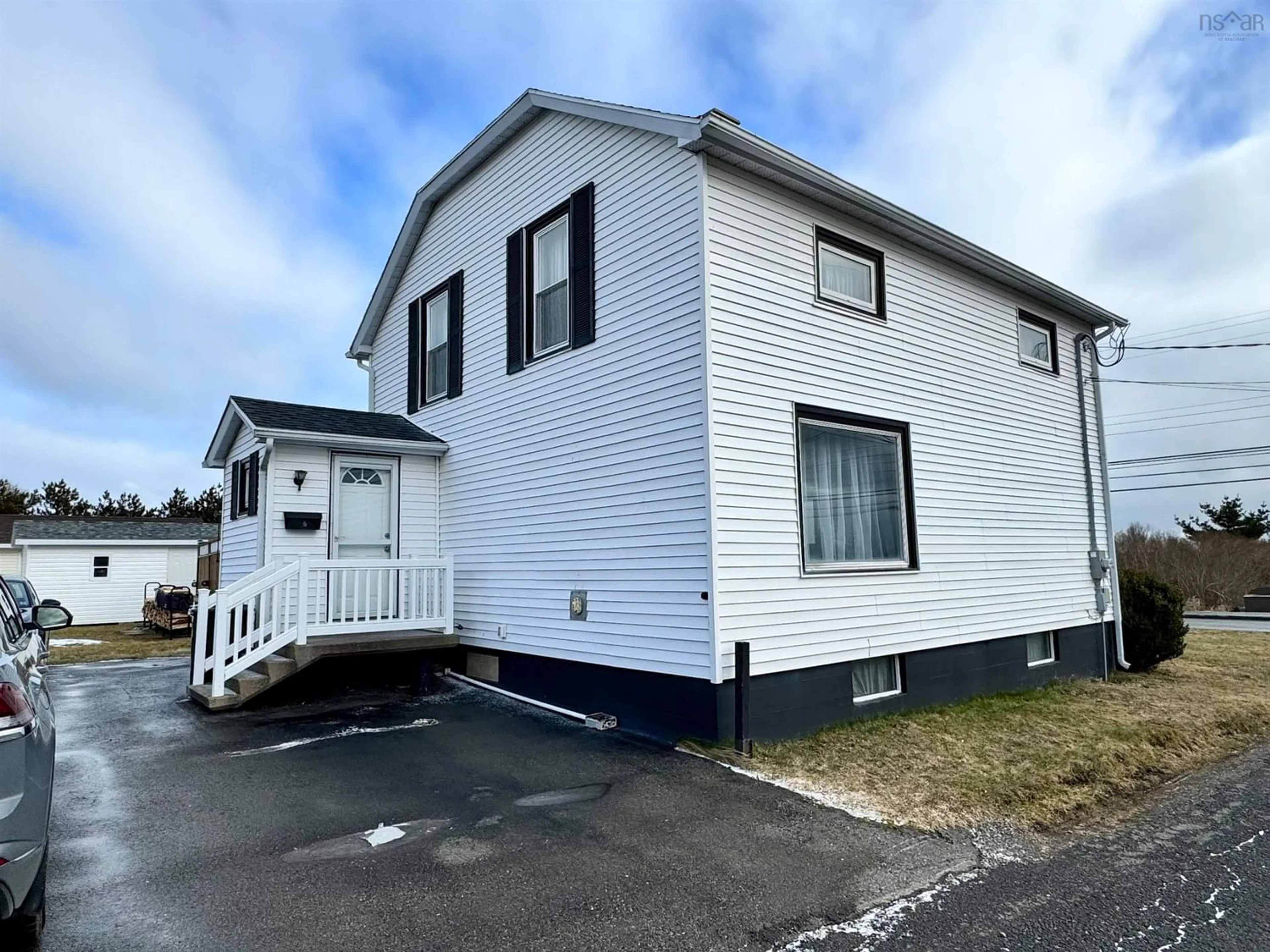 Unknown for 90 Highland St, Glace Bay Nova Scotia B1A 2T9