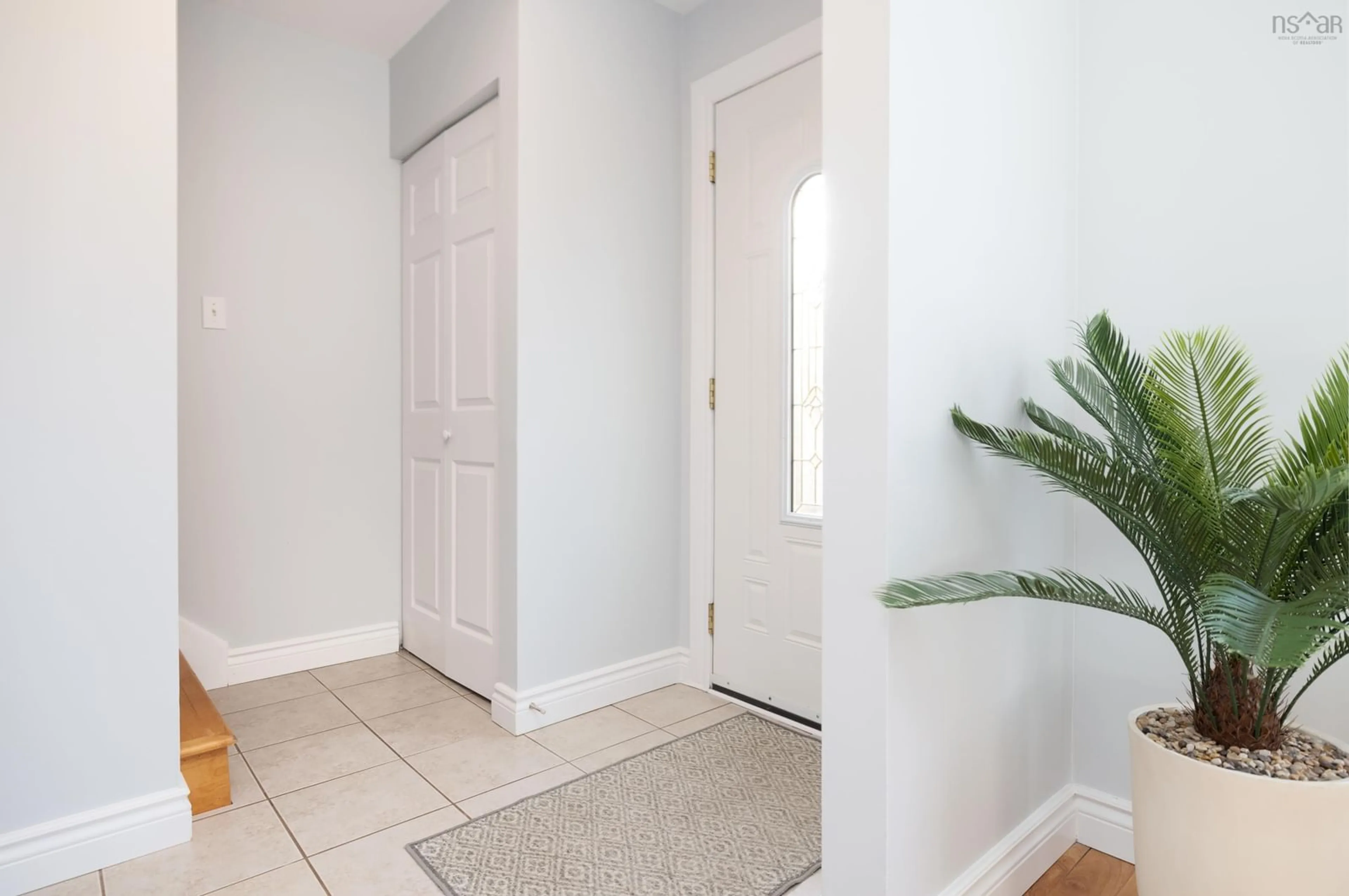 Indoor entryway for 14 Valkyrie Cres, Dartmouth Nova Scotia B2W 5B6