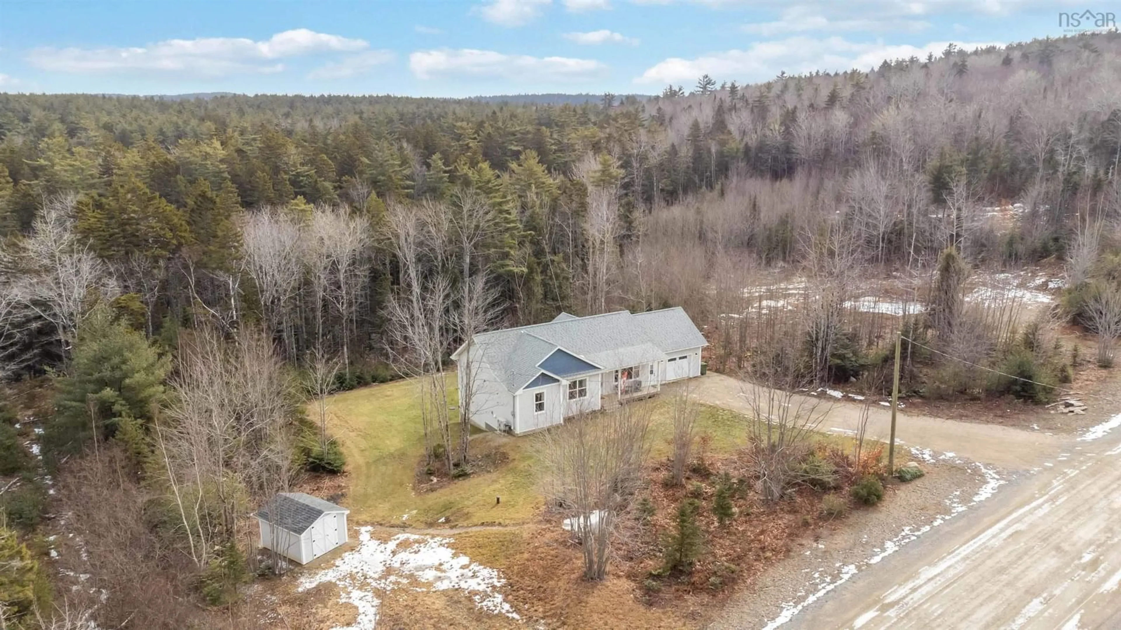 A pic from outside/outdoor area/front of a property/back of a property/a pic from drone, unknown for 221 Meldrum Ave, Conquerall Bank Nova Scotia B4V 8V6