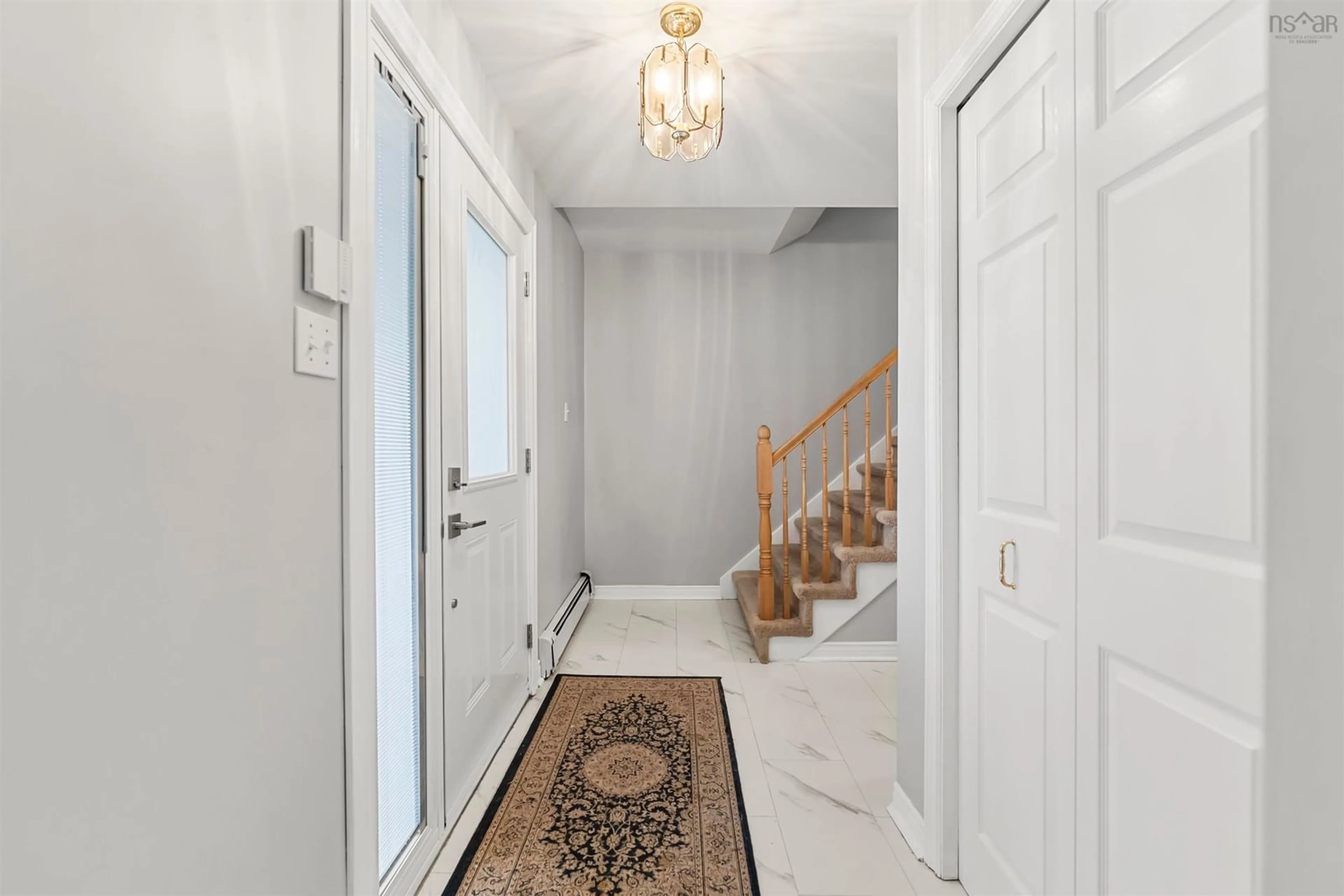 Indoor entryway for 226 Kingswood Dr, Kingswood Nova Scotia B4B 1L2