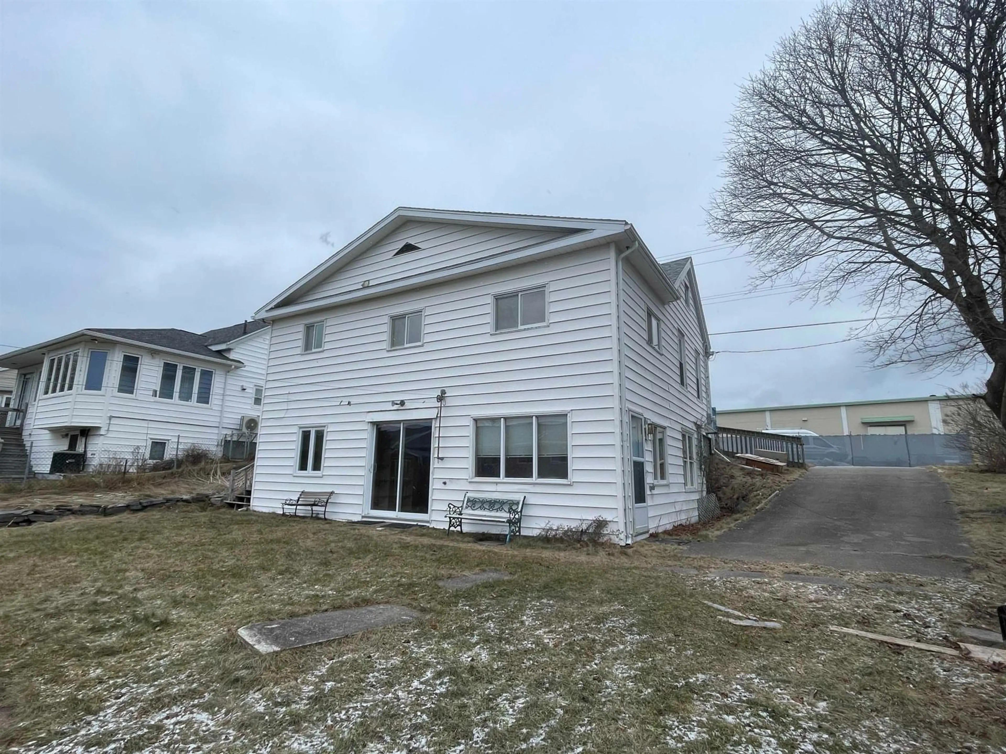 A pic from outside/outdoor area/front of a property/back of a property/a pic from drone, water/lake/river/ocean view for 3306 Windsor St, Halifax Nova Scotia B3K 5G3