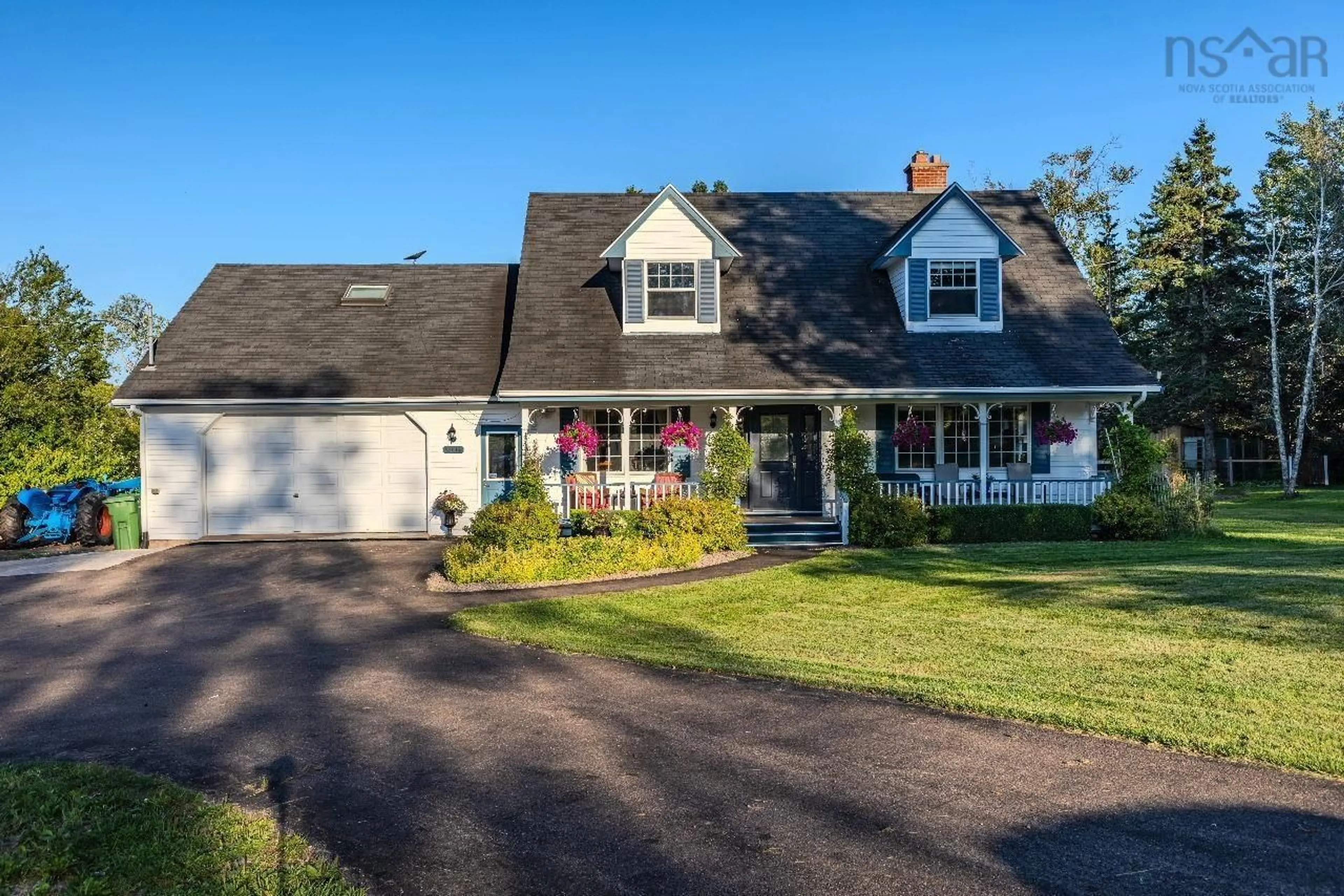 Home with vinyl exterior material, street for 5004 Hwy 2 Hwy, Little Bass River Nova Scotia B0M 1B0