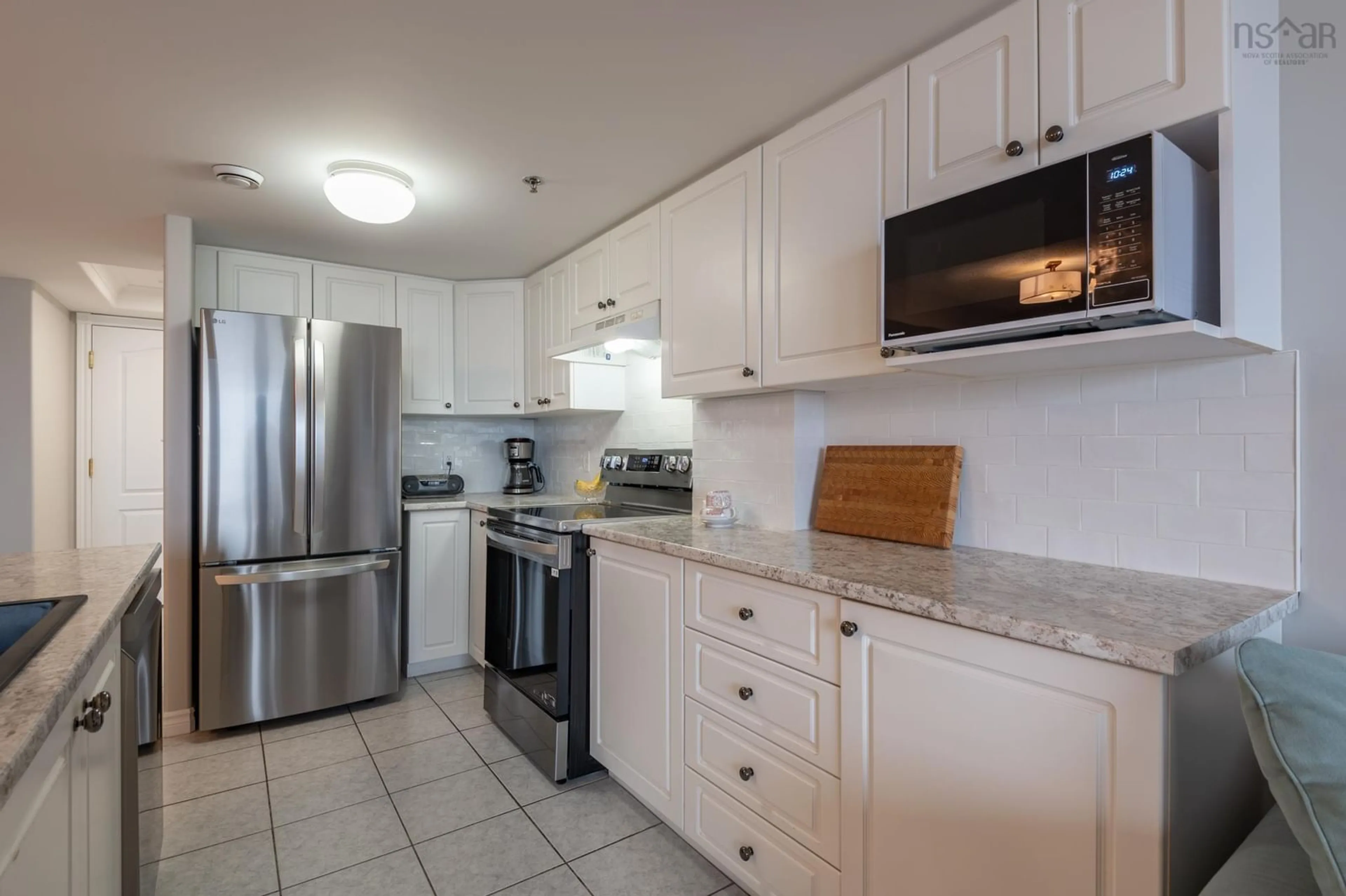 Standard kitchen, ceramic/tile floor for 40 Regency Park Dr #507, Halifax Nova Scotia B3S 1K4