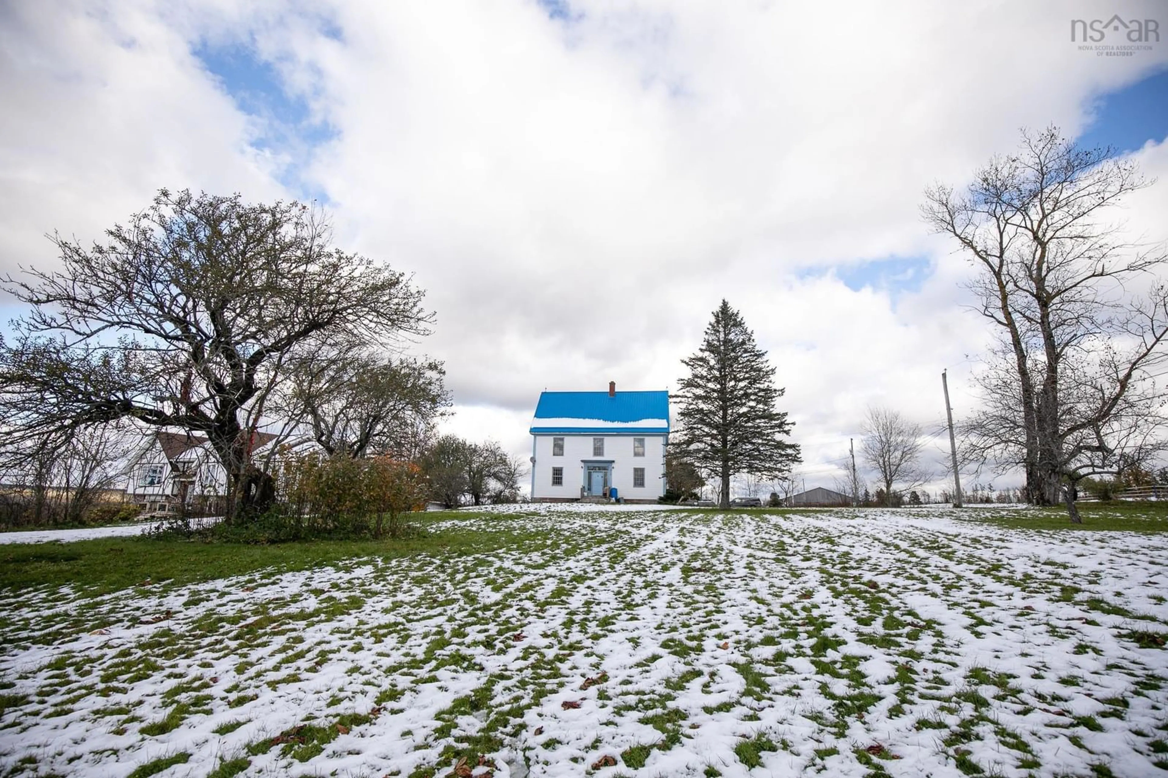 A pic from outside/outdoor area/front of a property/back of a property/a pic from drone, building for 815 Highway 204, Brookdale Nova Scotia B4H 3Y1