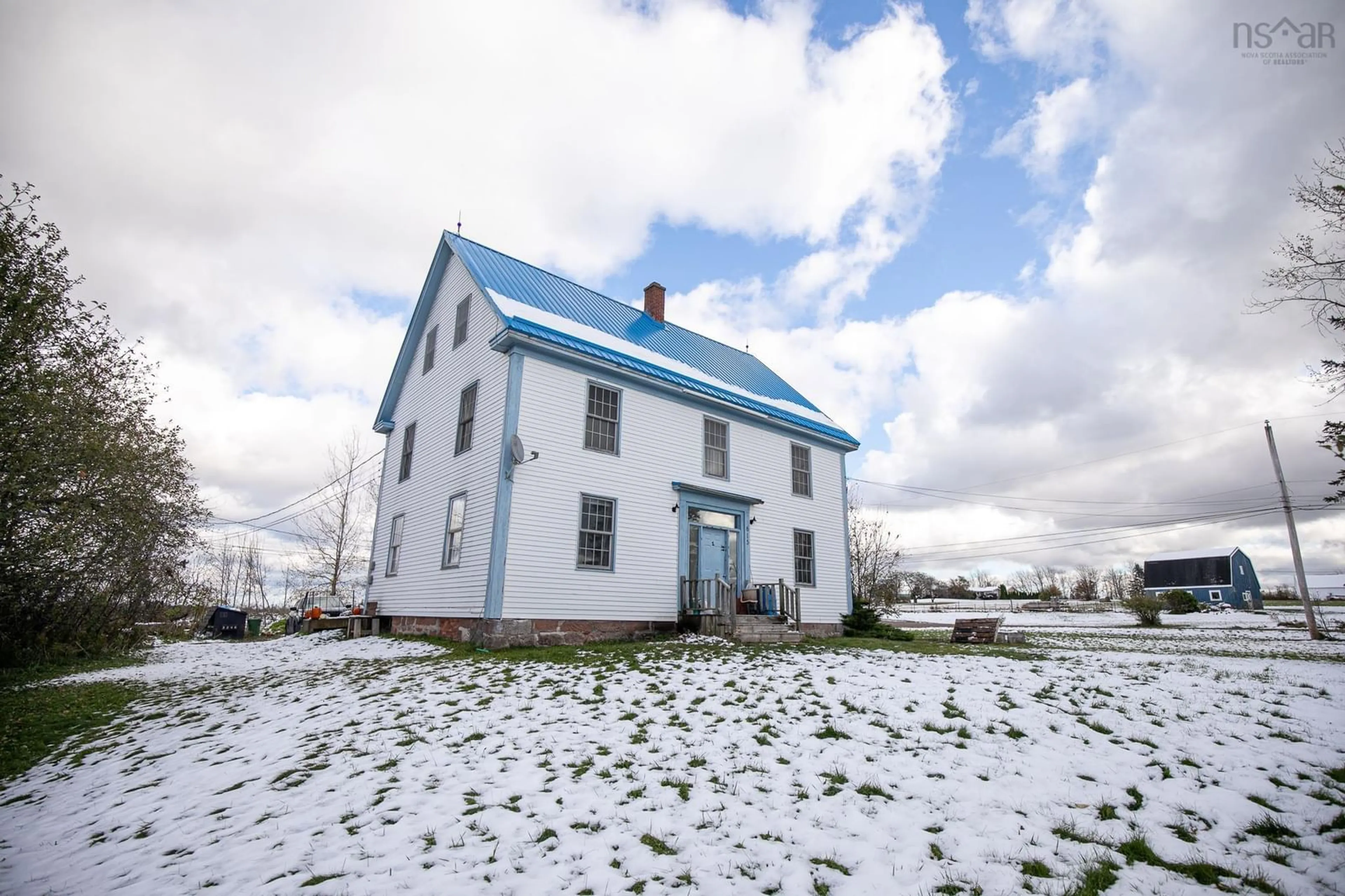 A pic from outside/outdoor area/front of a property/back of a property/a pic from drone, building for 815 Highway 204, Brookdale Nova Scotia B4H 3Y1