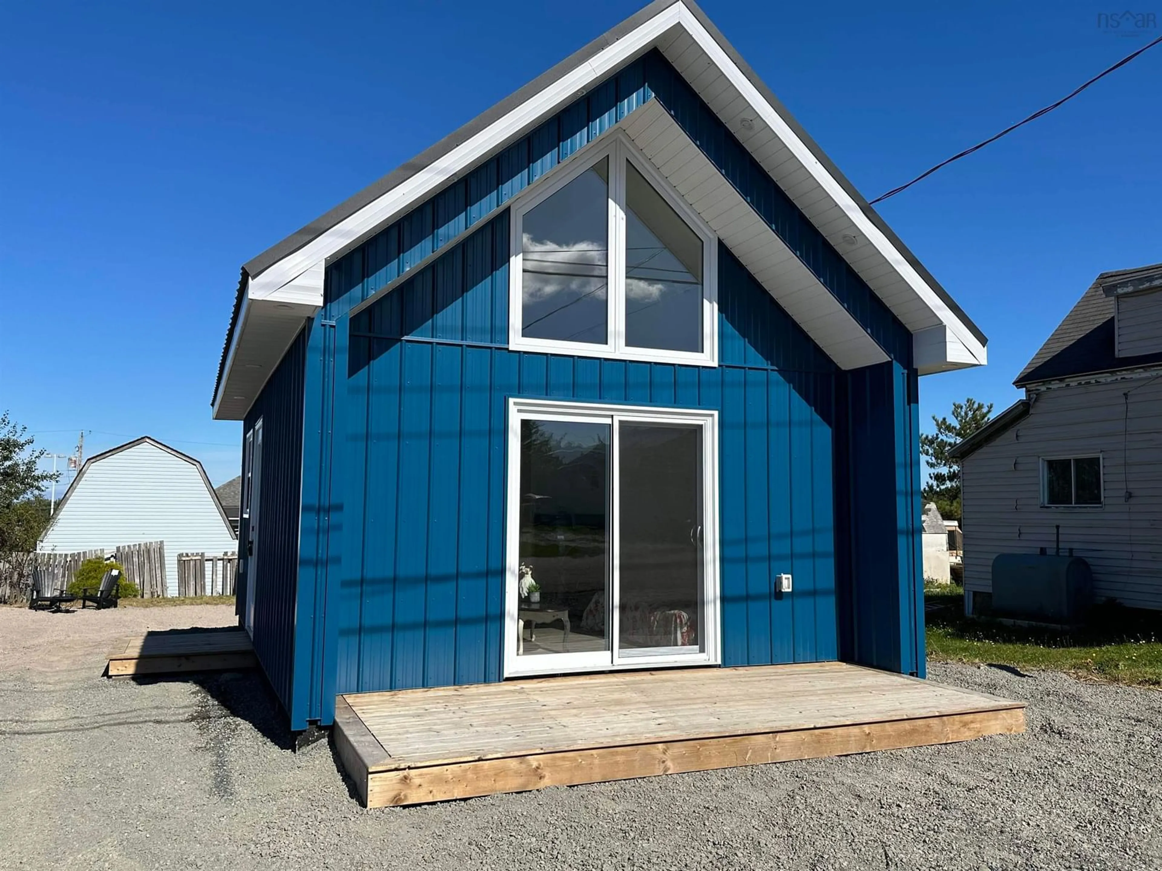 Home with vinyl exterior material, building for 46 Queen St, Scotchtown Nova Scotia B1H 1G2