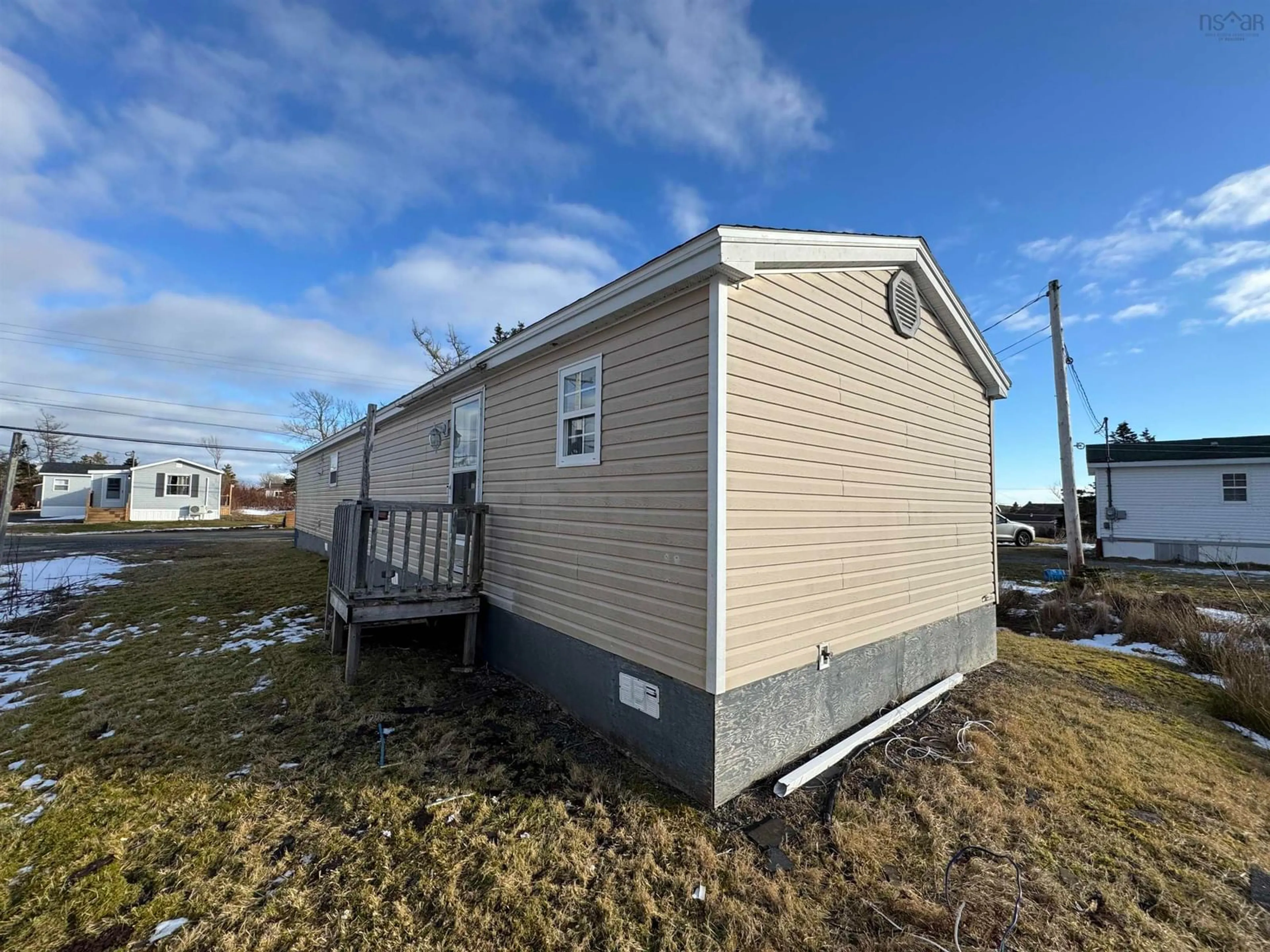 Home with vinyl exterior material, unknown for 41 Kent St, Louisbourg Nova Scotia B1C 1G2