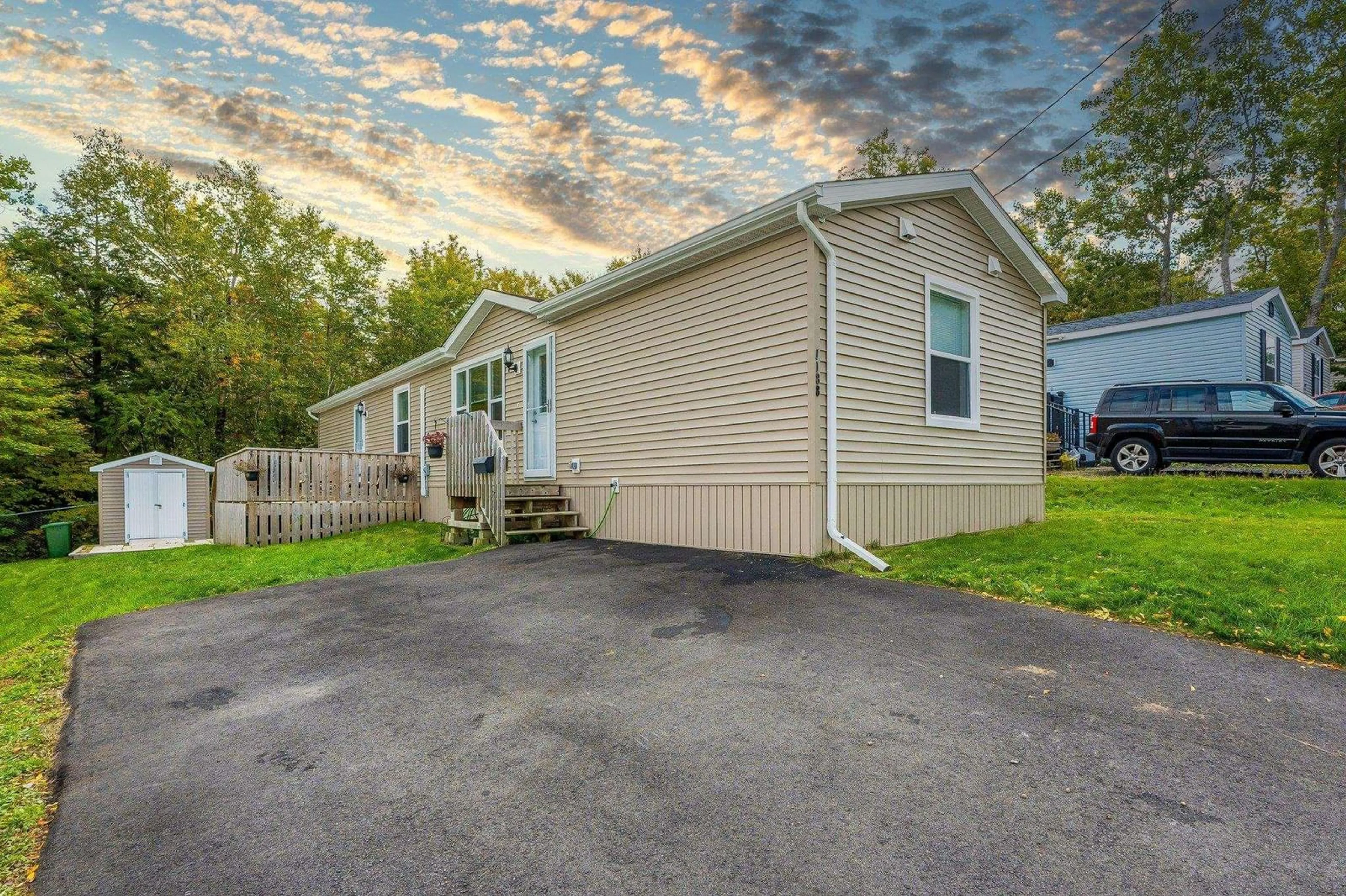 Home with vinyl exterior material, street for 1188 Susan Dr, Beaver Bank Nova Scotia B4E 1P1