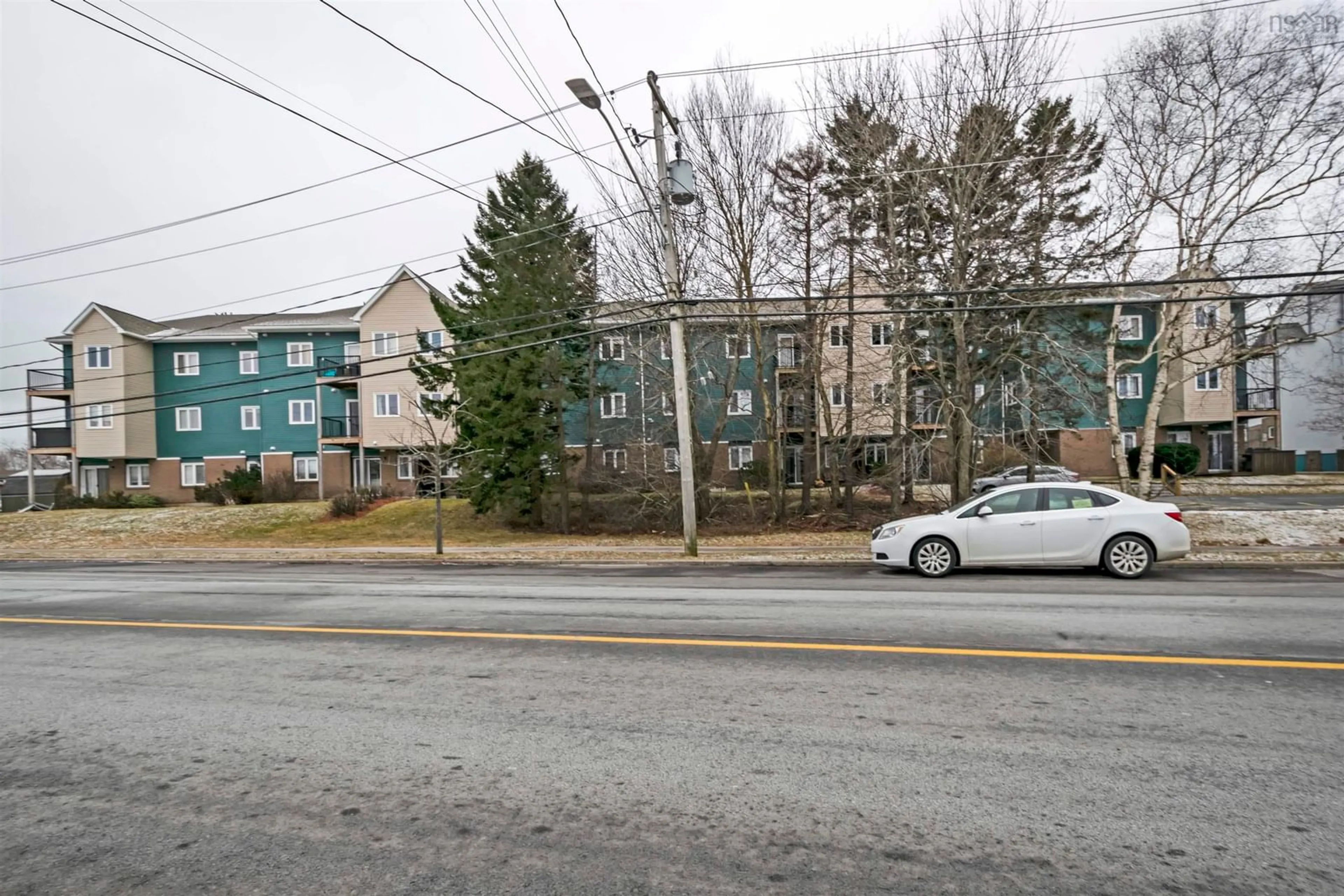 Blurry image for 1 Lombardy Lane #303, Dartmouth Nova Scotia B2X 3E4