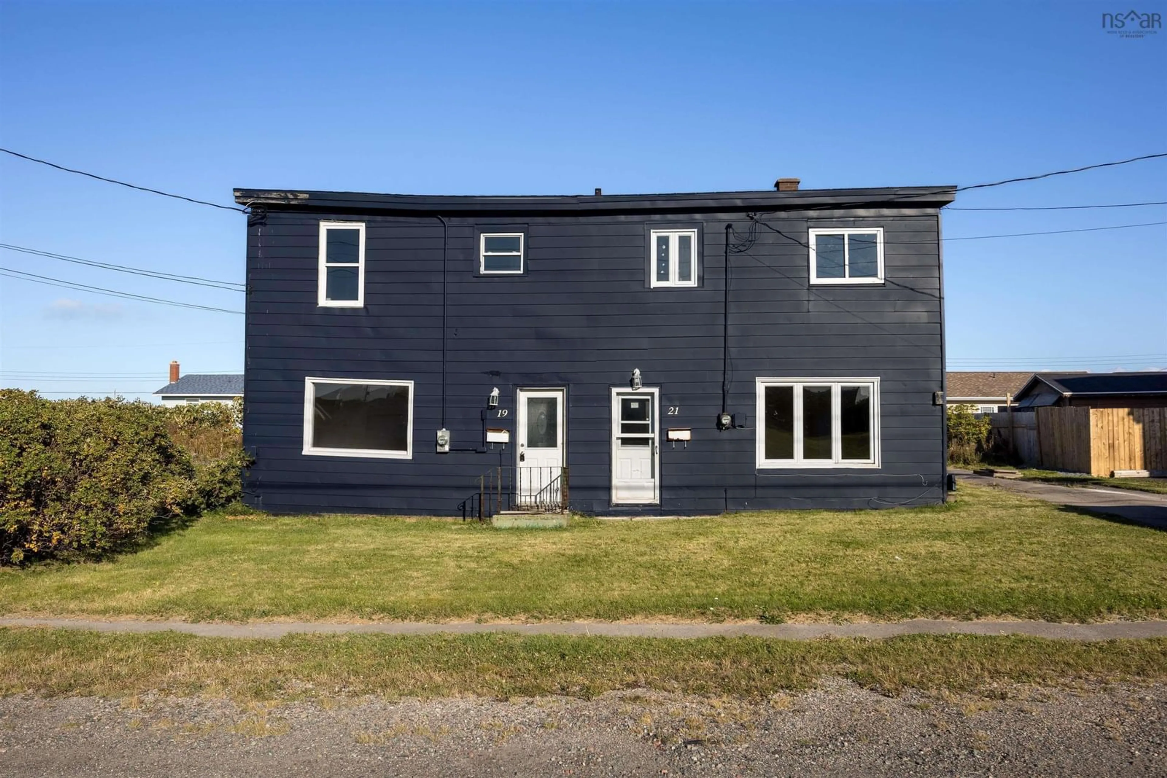 A pic from outside/outdoor area/front of a property/back of a property/a pic from drone, building for 19 Tenth St, Glace Bay Nova Scotia B1A 4L6