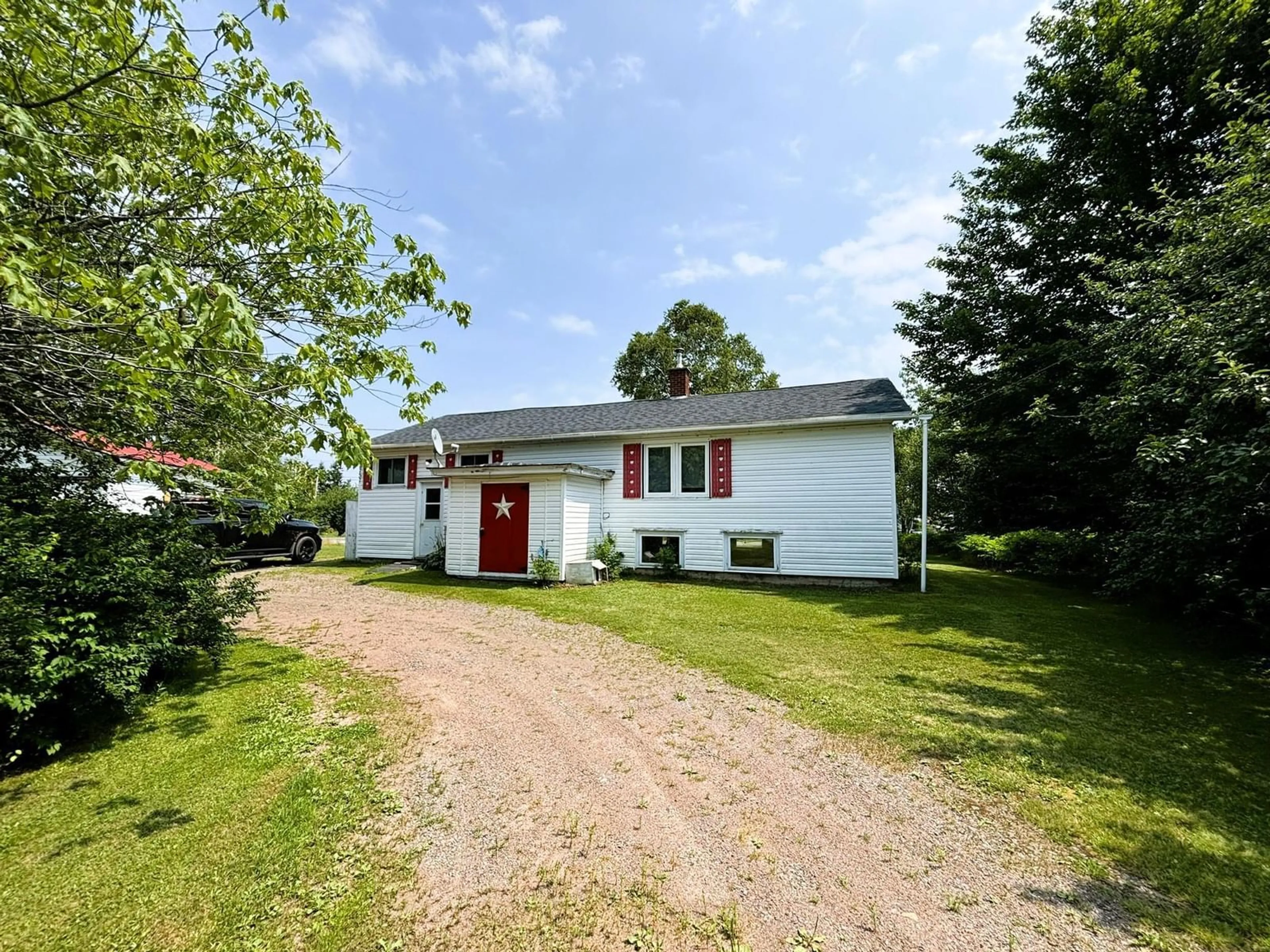 A pic from outside/outdoor area/front of a property/back of a property/a pic from drone, unknown for 3757 Eastern Ave, Parrsboro Nova Scotia B0M 1S0