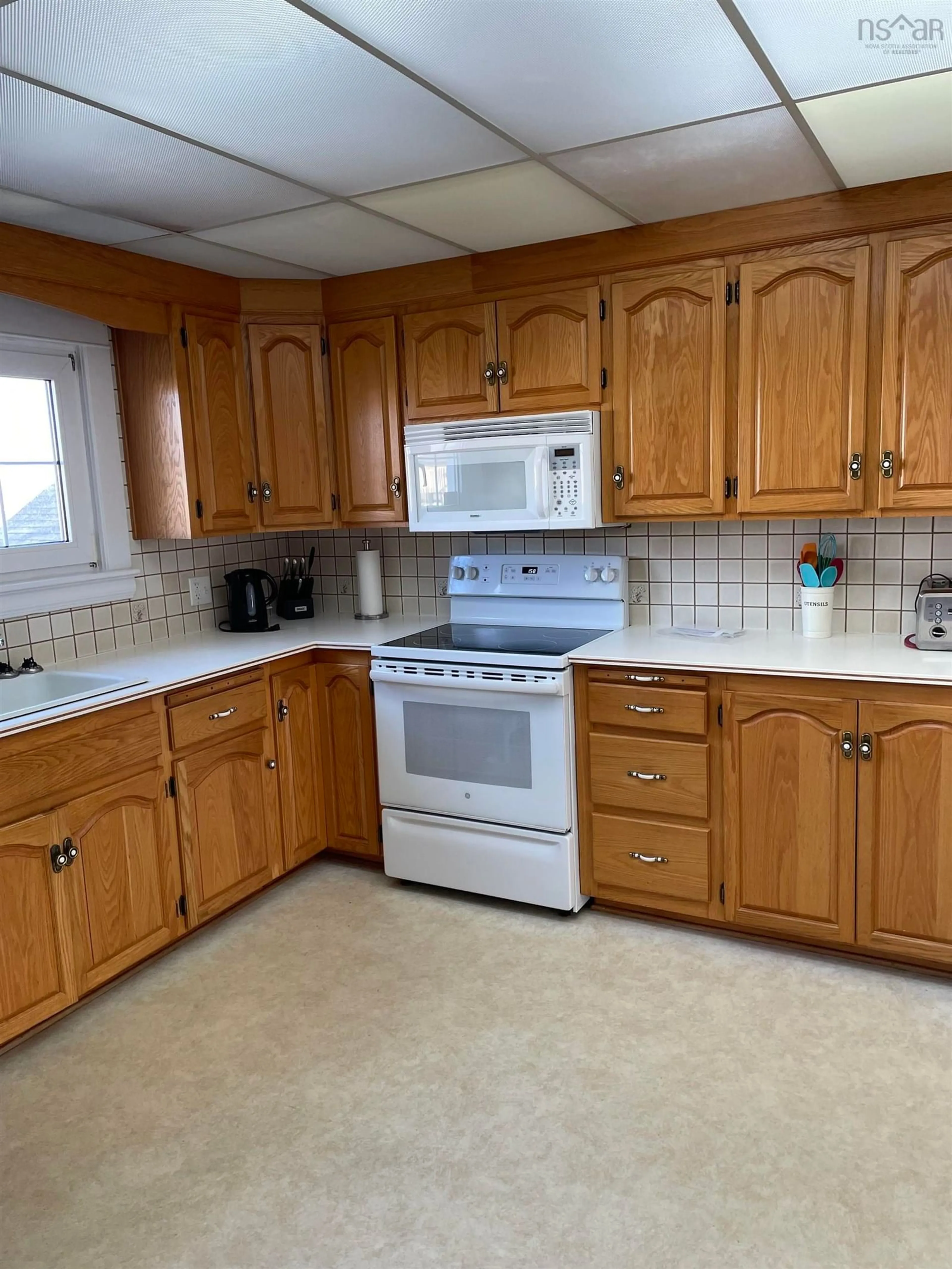 Standard kitchen, unknown for 89 Lower Mclean St, Glace Bay Nova Scotia B1A 2K9