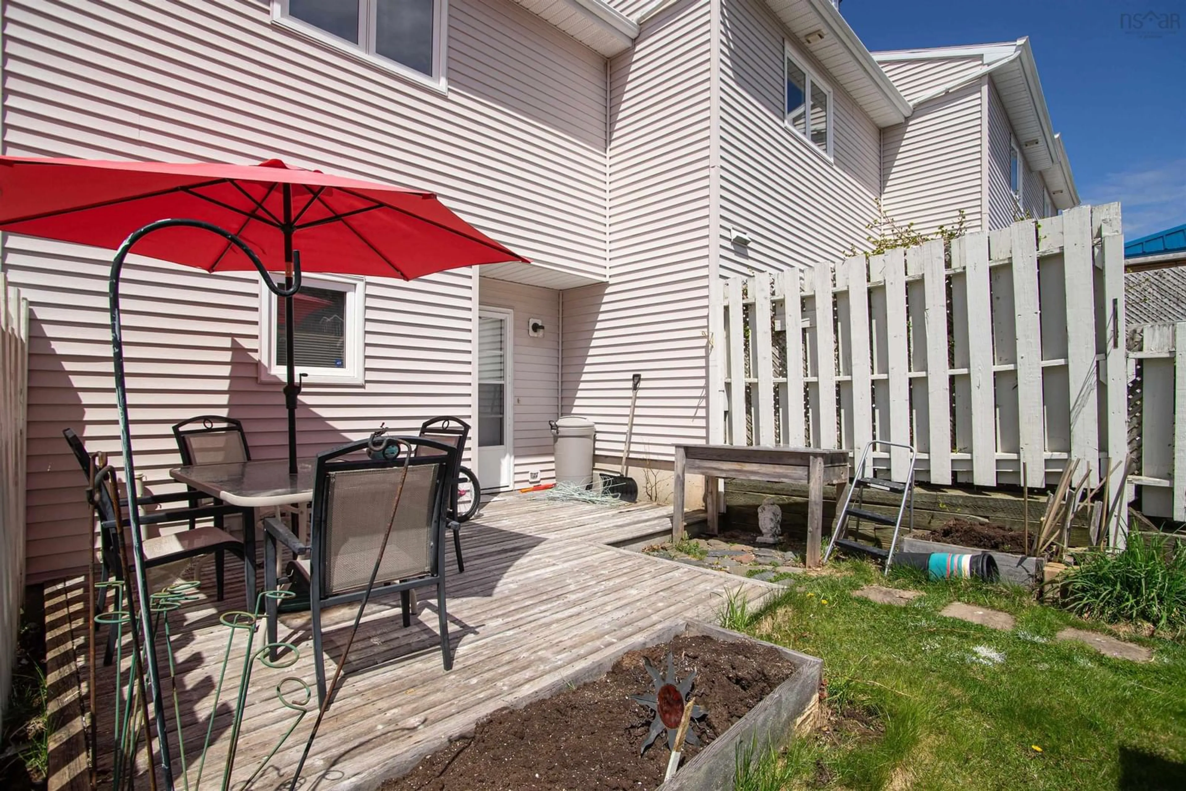 Patio, street for 507 Harbour View Cres, Cornwallis Park Nova Scotia B0S 1H0