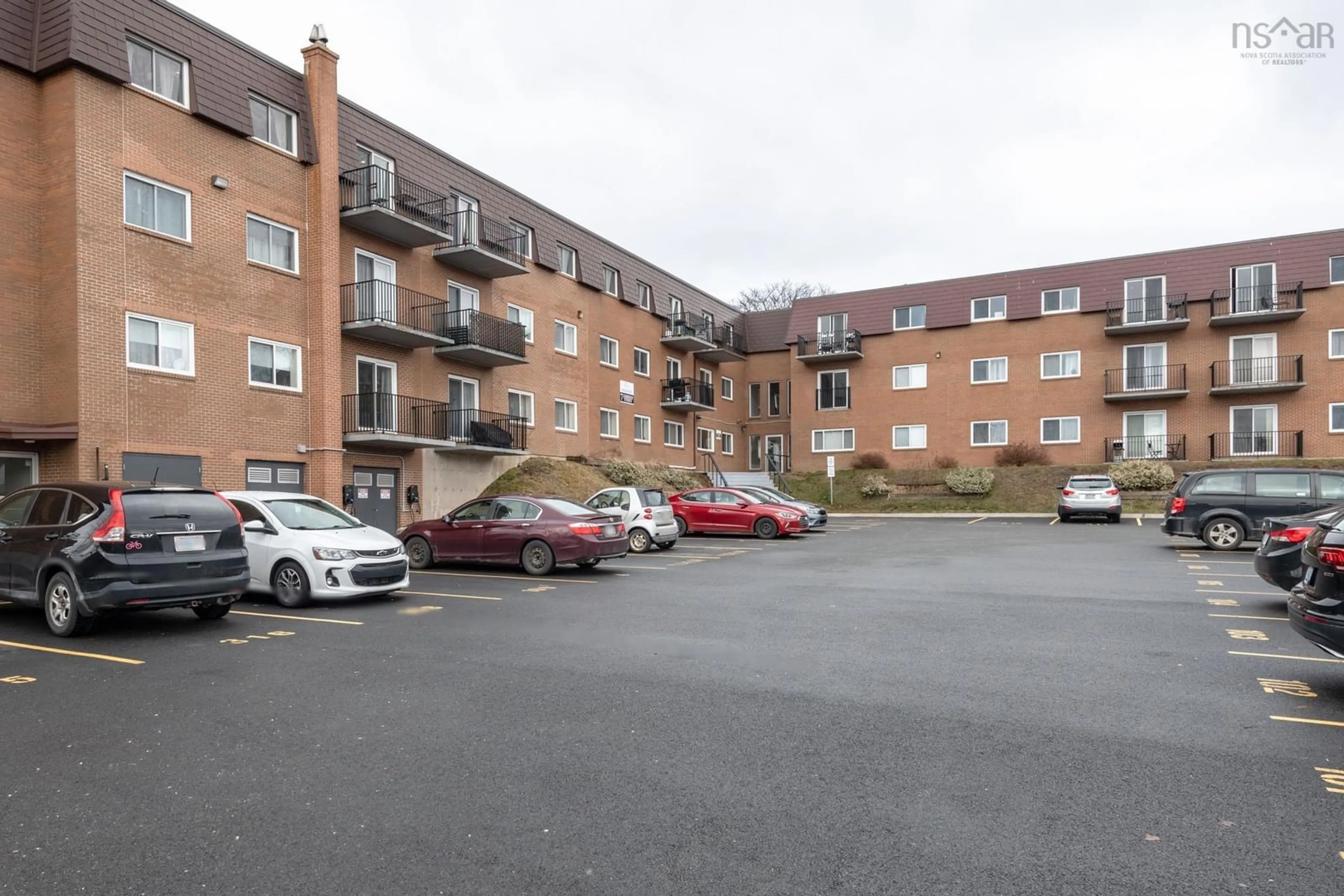 A pic from outside/outdoor area/front of a property/back of a property/a pic from drone, unknown for 7 Jamieson St #302, Dartmouth Nova Scotia B3A 4L2