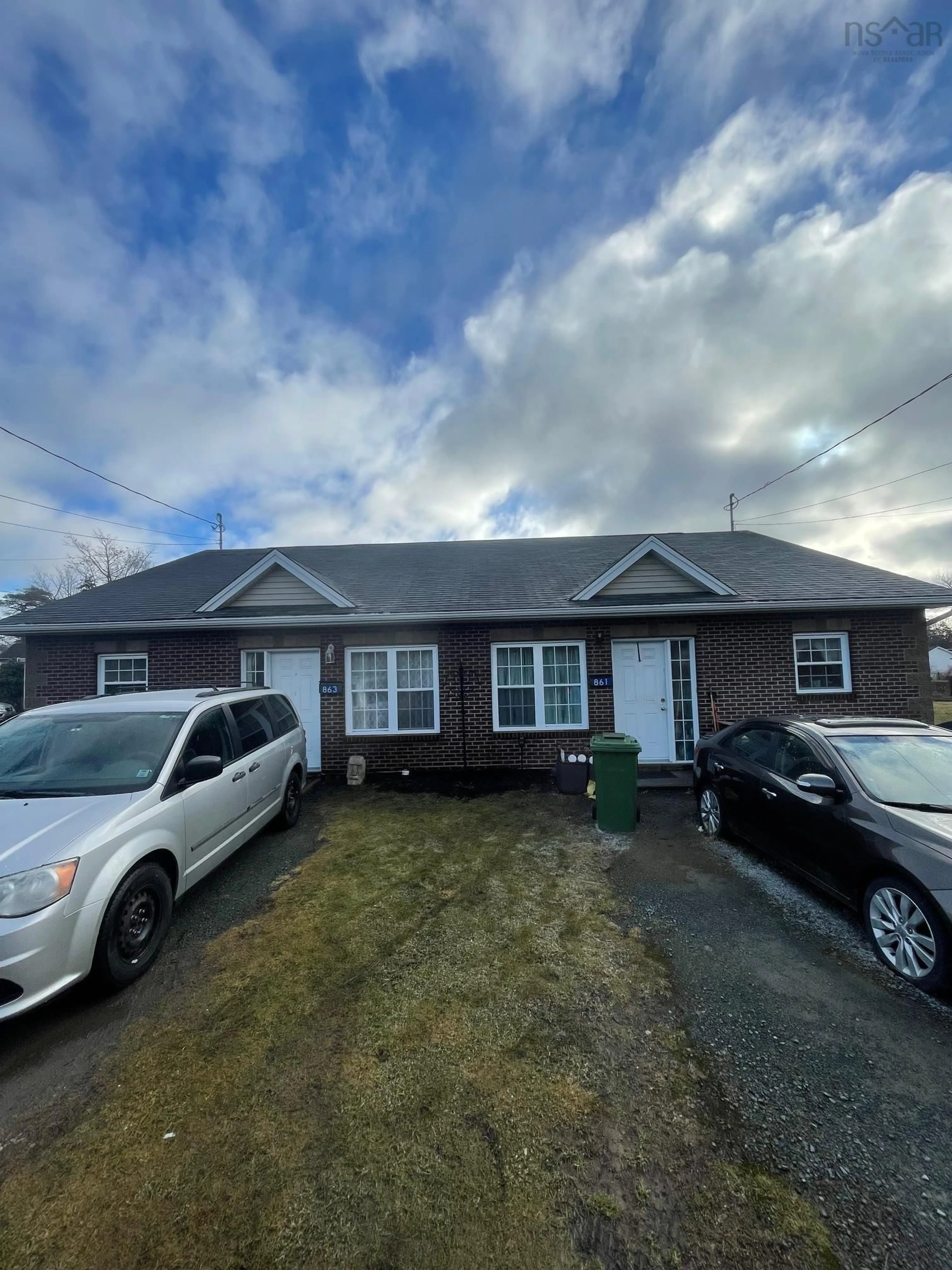 A pic from outside/outdoor area/front of a property/back of a property/a pic from drone, building for 861/863 Beaver Bank Rd, Beaver Bank Nova Scotia B4G 1C1