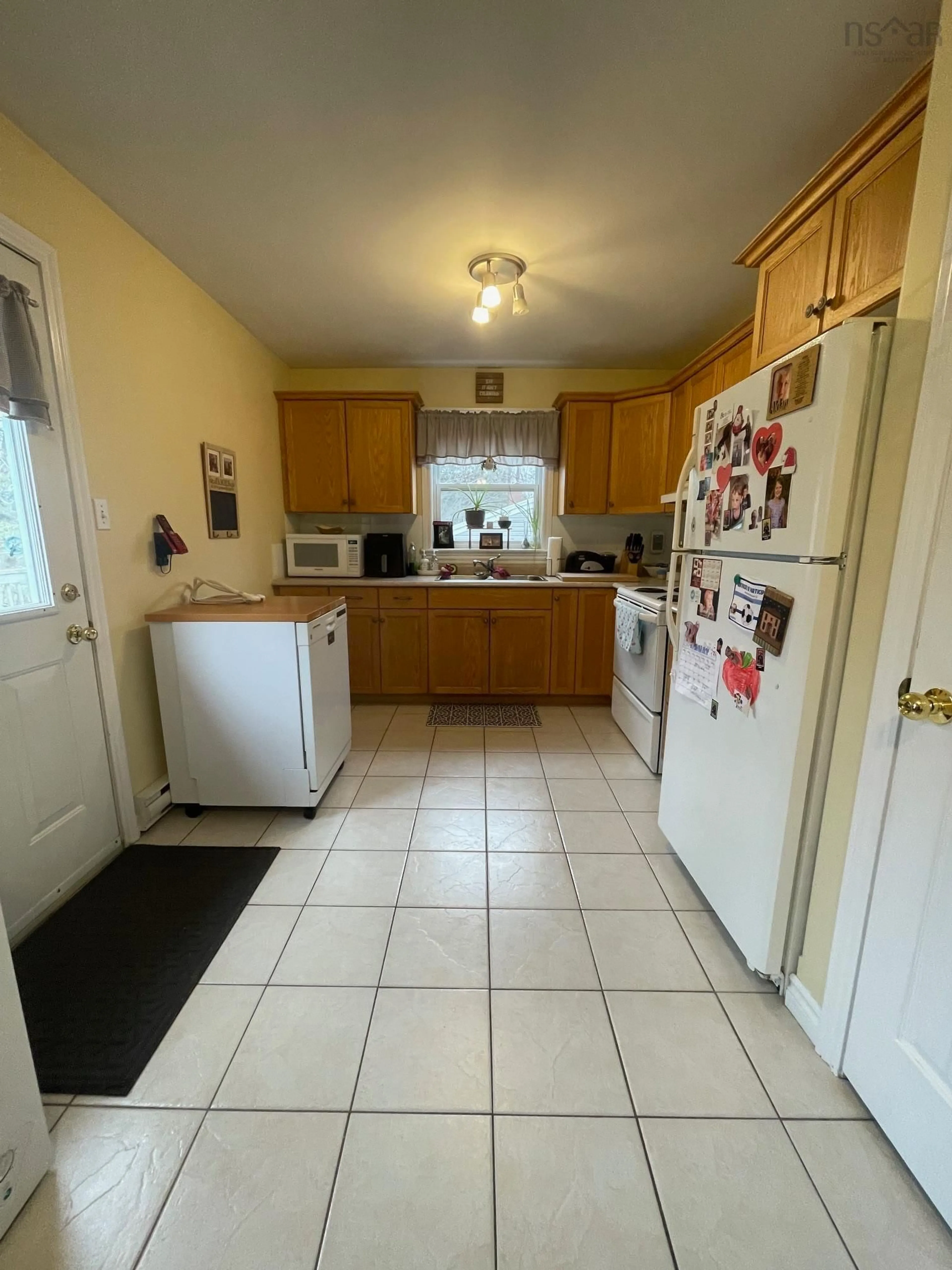 Standard kitchen, unknown for 7/9 Thompson Dr, Wellington Nova Scotia B2T 1J4