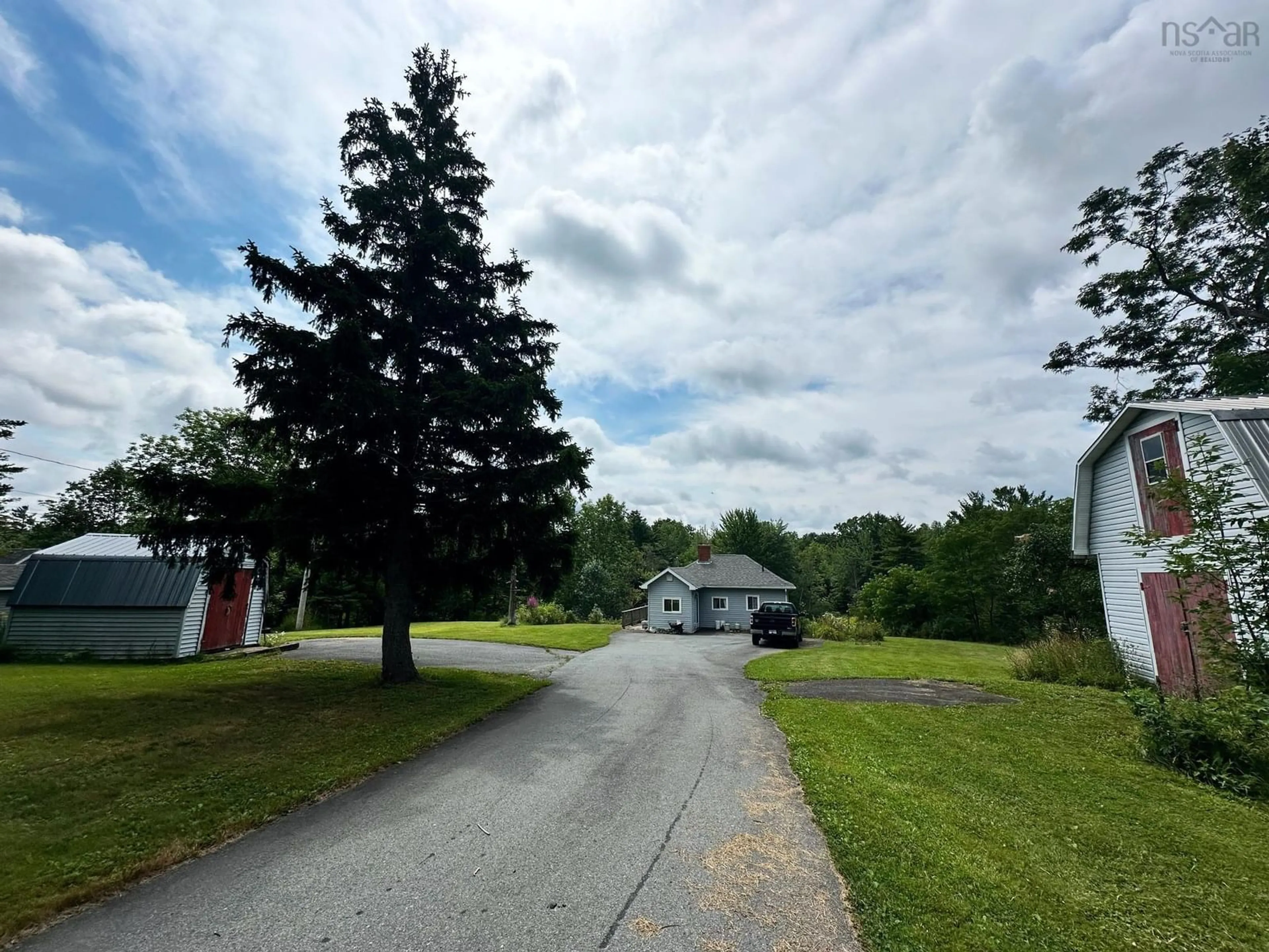 A pic from outside/outdoor area/front of a property/back of a property/a pic from drone, street for 24 Buchanan Ave, Enfield Nova Scotia B2T 1C8