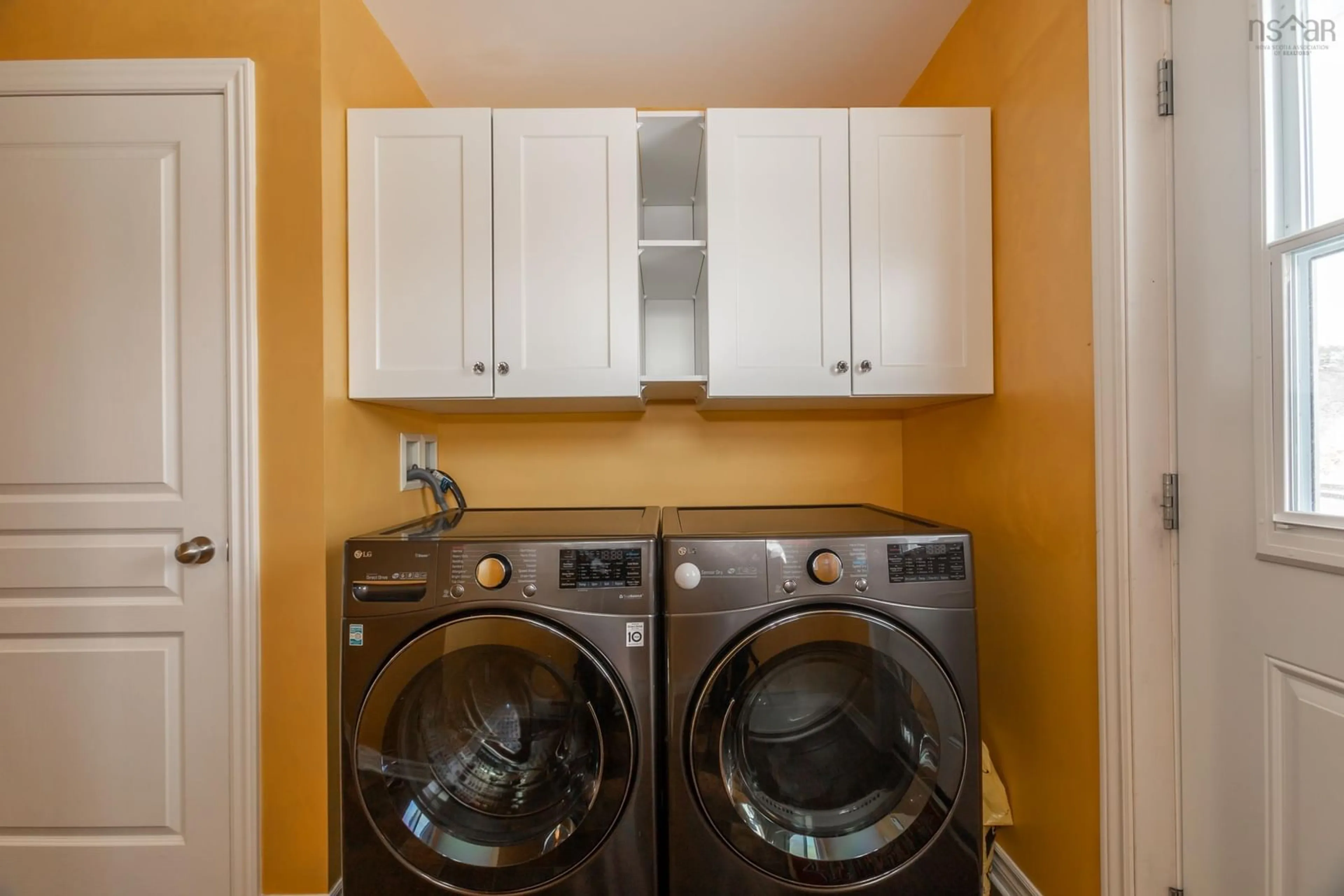 Laundry room for 31 Mills Mountain Rd, Granville Ferry Nova Scotia B0S 1A0