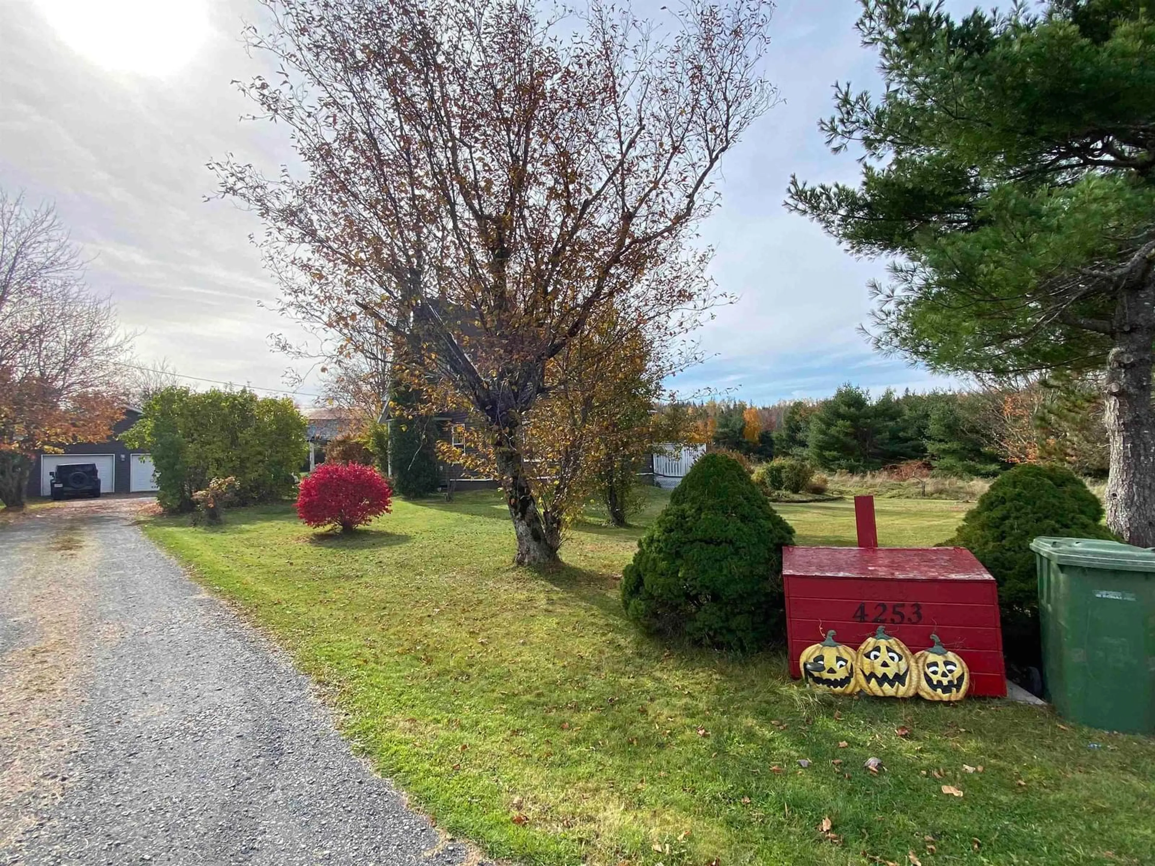 A pic from outside/outdoor area/front of a property/back of a property/a pic from drone, street for 4253 East River West Side Rd, Bridgeville Nova Scotia B0K 1B0