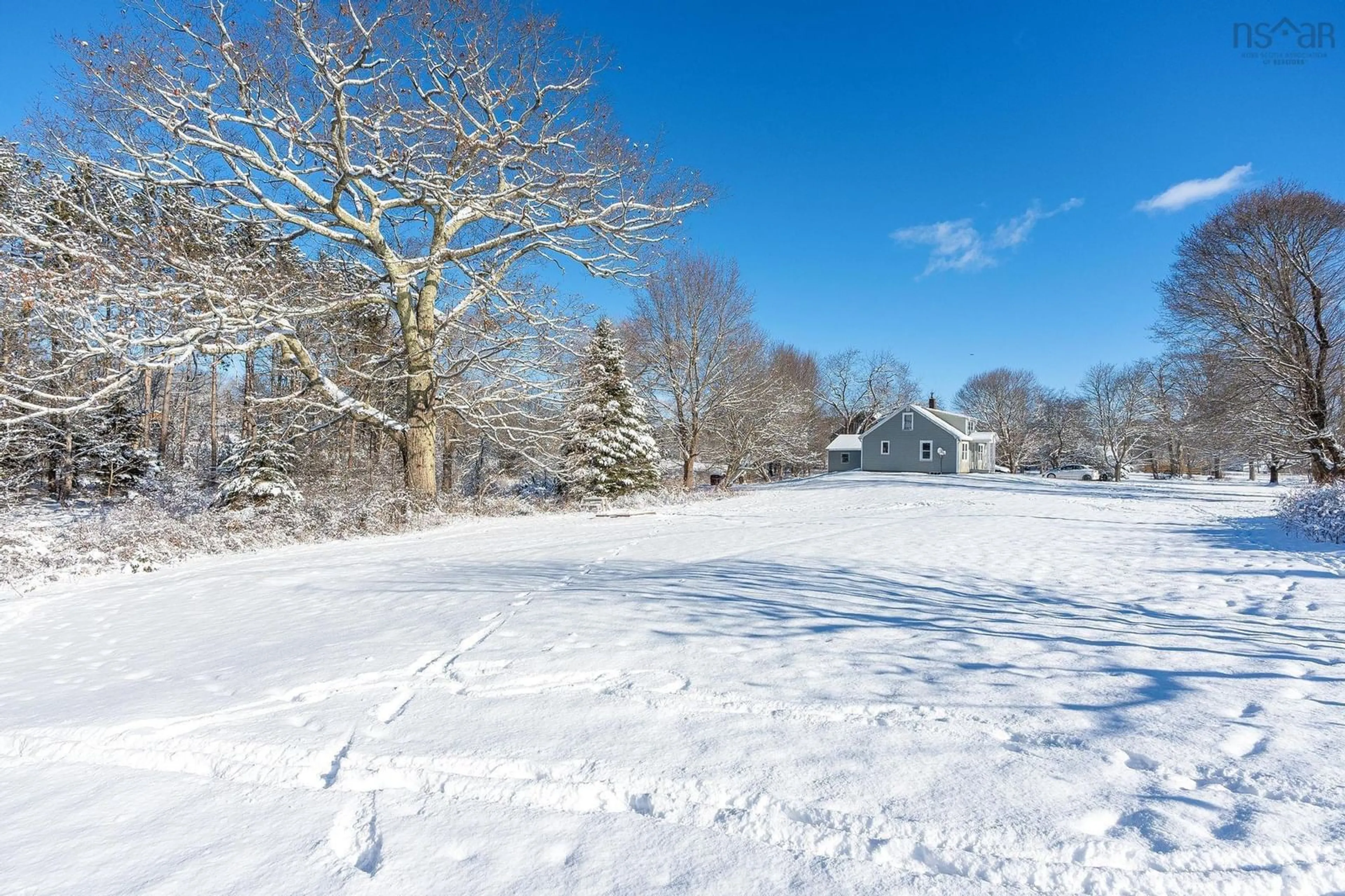 A pic from outside/outdoor area/front of a property/back of a property/a pic from drone, street for 14275 Highway 1, Wilmot Nova Scotia B0P 1W0