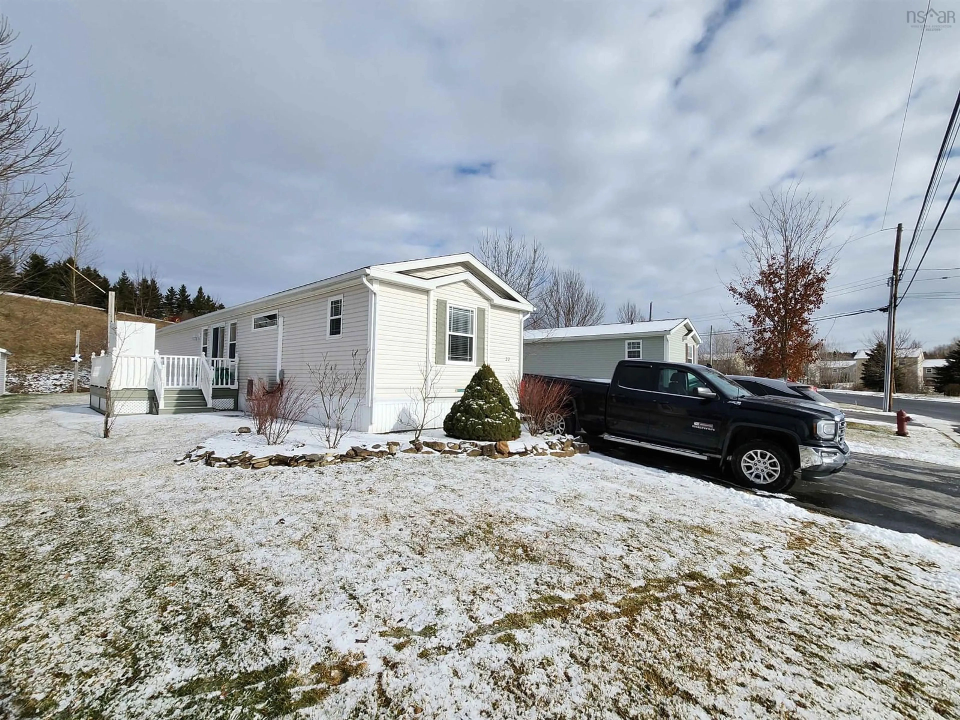 A pic from outside/outdoor area/front of a property/back of a property/a pic from drone, street for 22 Irven Dr, Garlands Crossing Nova Scotia B0N 2T0