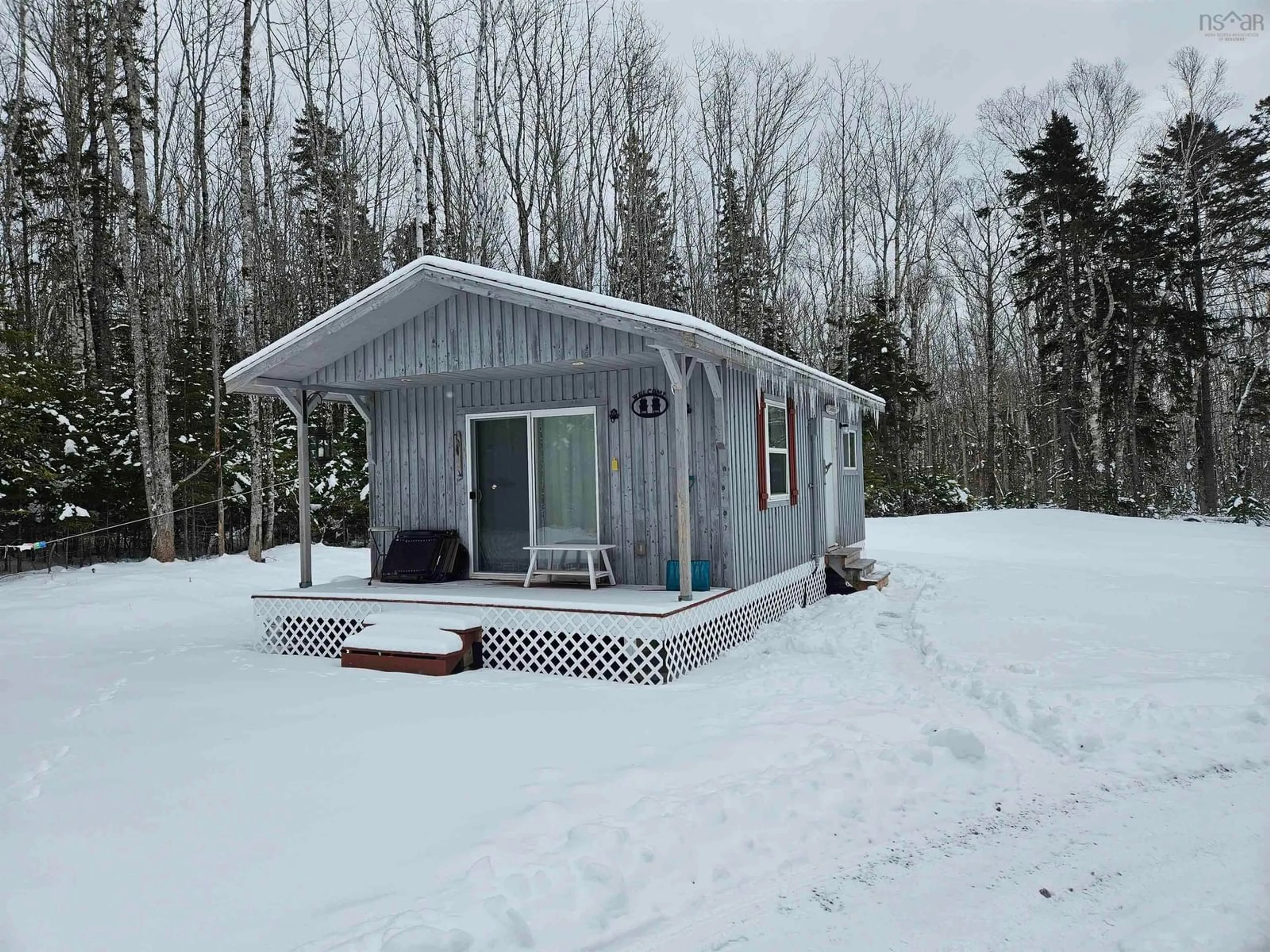 Shed for 38 Big Lake Ridge, Victoria Nova Scotia B0M 1P0