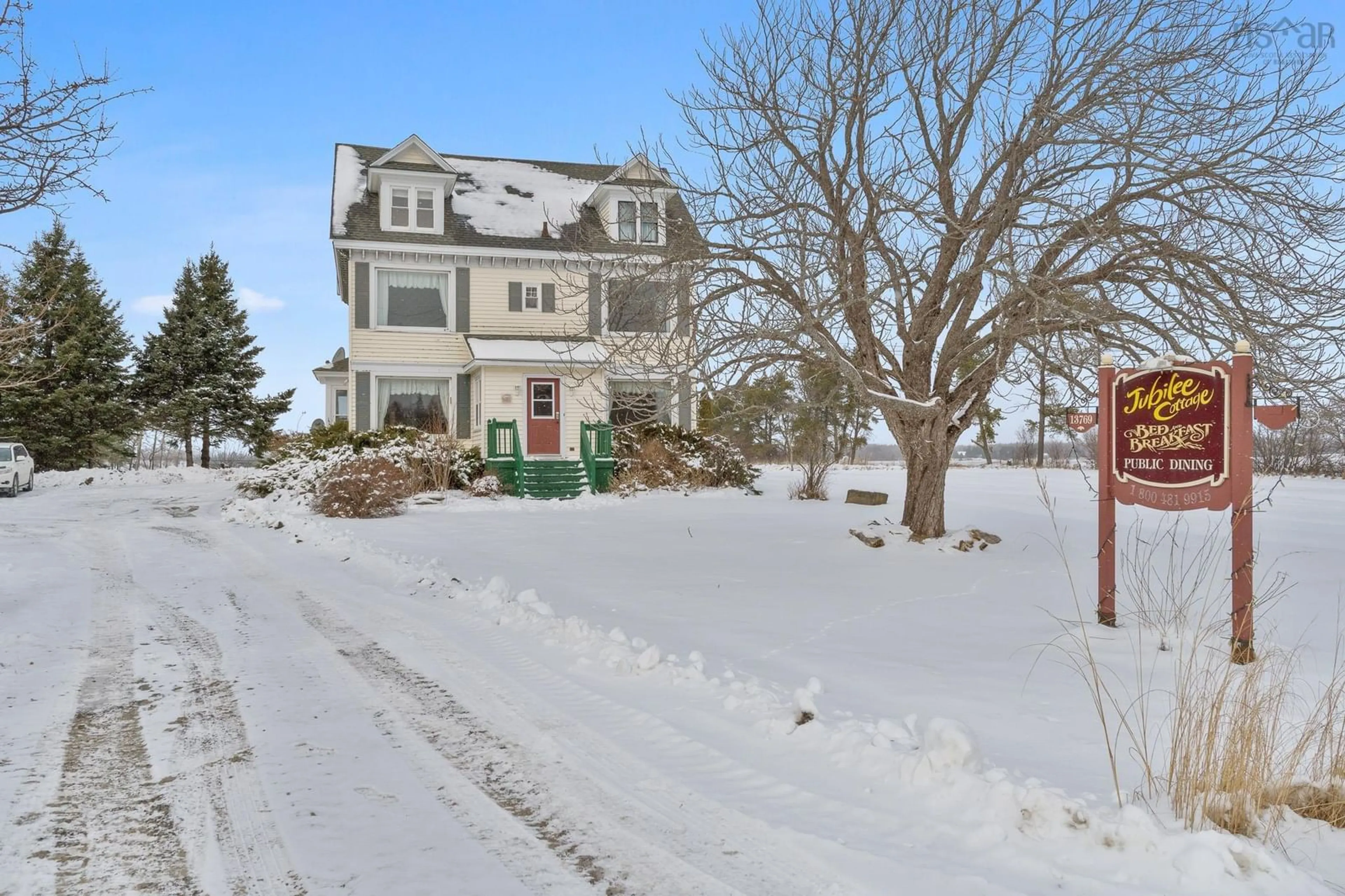 A pic from outside/outdoor area/front of a property/back of a property/a pic from drone, unknown for 13769 Highway 6, Wallace Nova Scotia B0K 1Y0