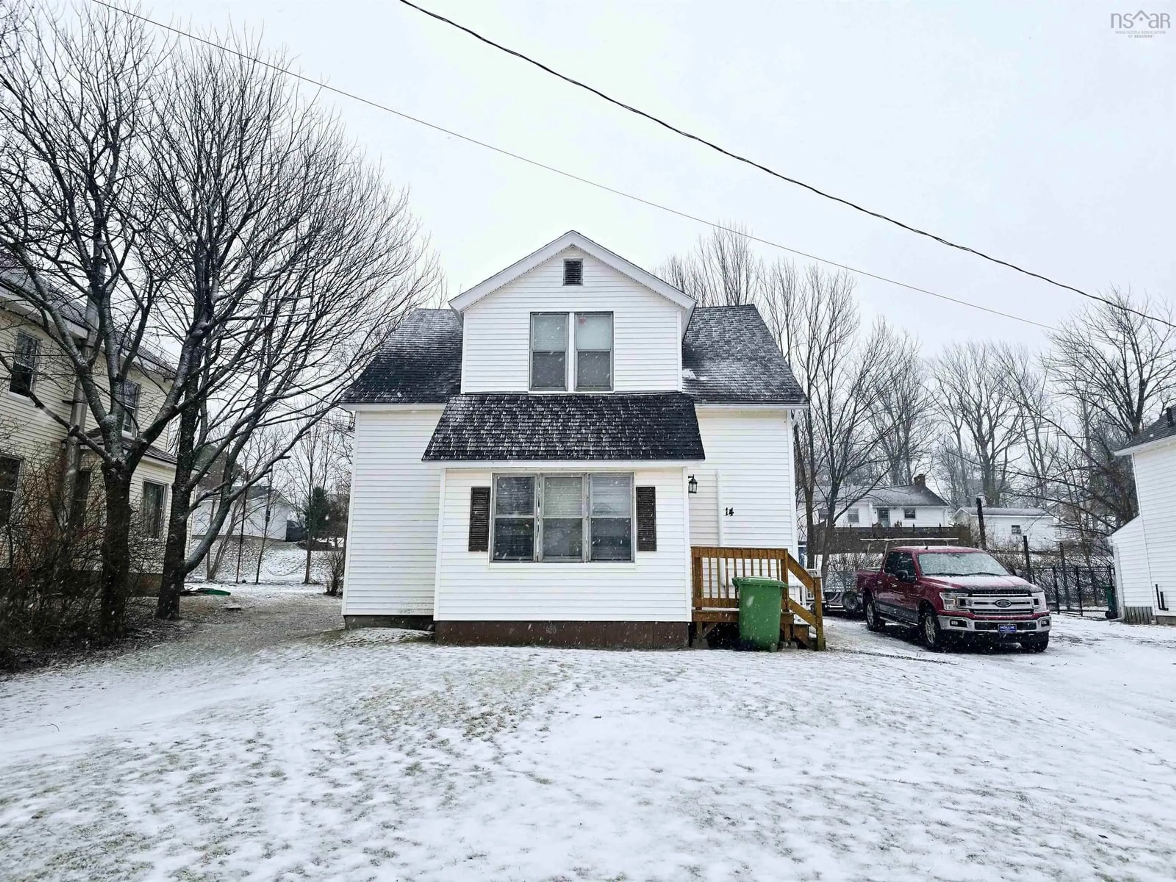 A pic from outside/outdoor area/front of a property/back of a property/a pic from drone, street for 14 Seventh St, Trenton Nova Scotia B0K 1X0