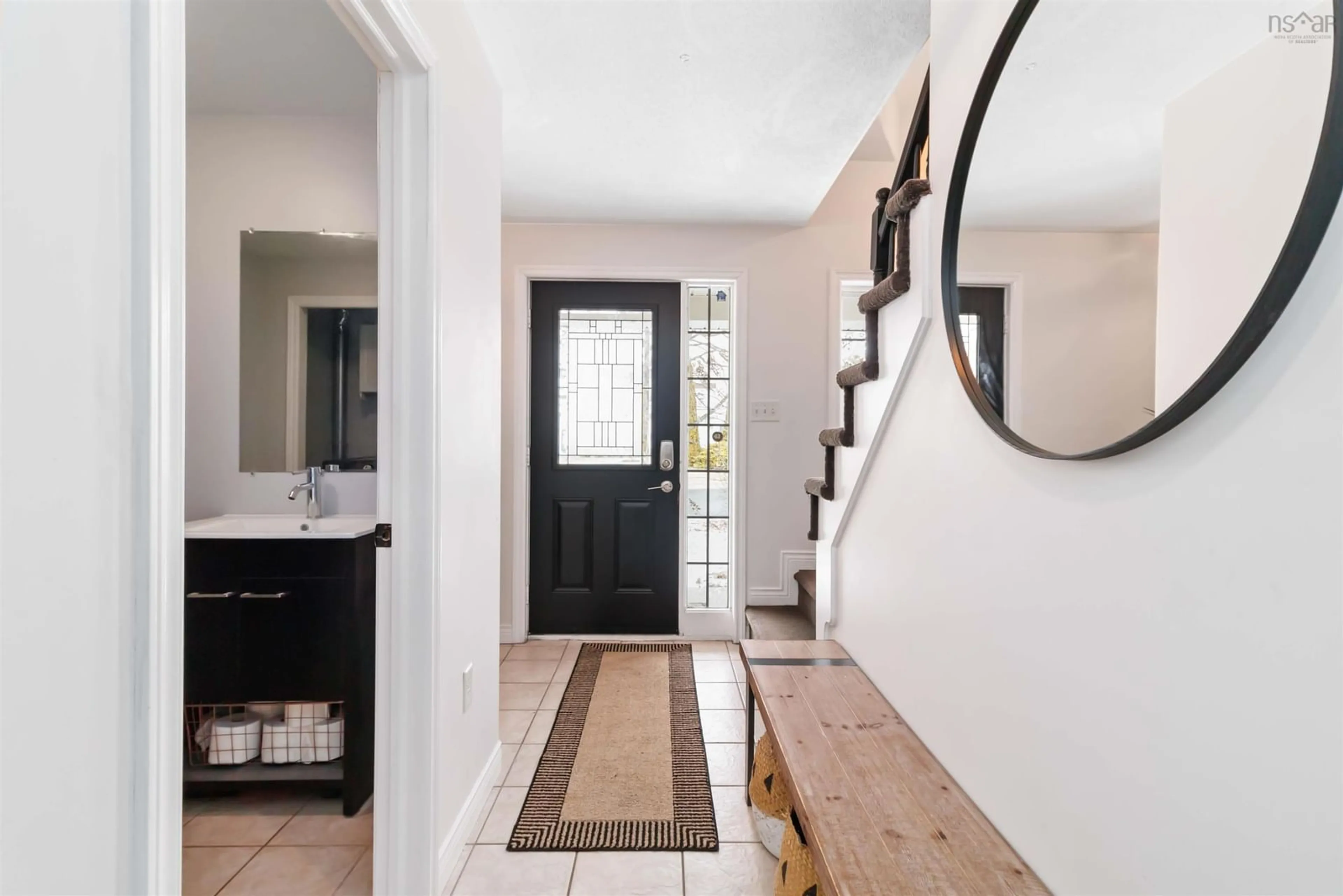 Indoor entryway for 344 Oceanview Dr, Bedford Nova Scotia B4A 4H5