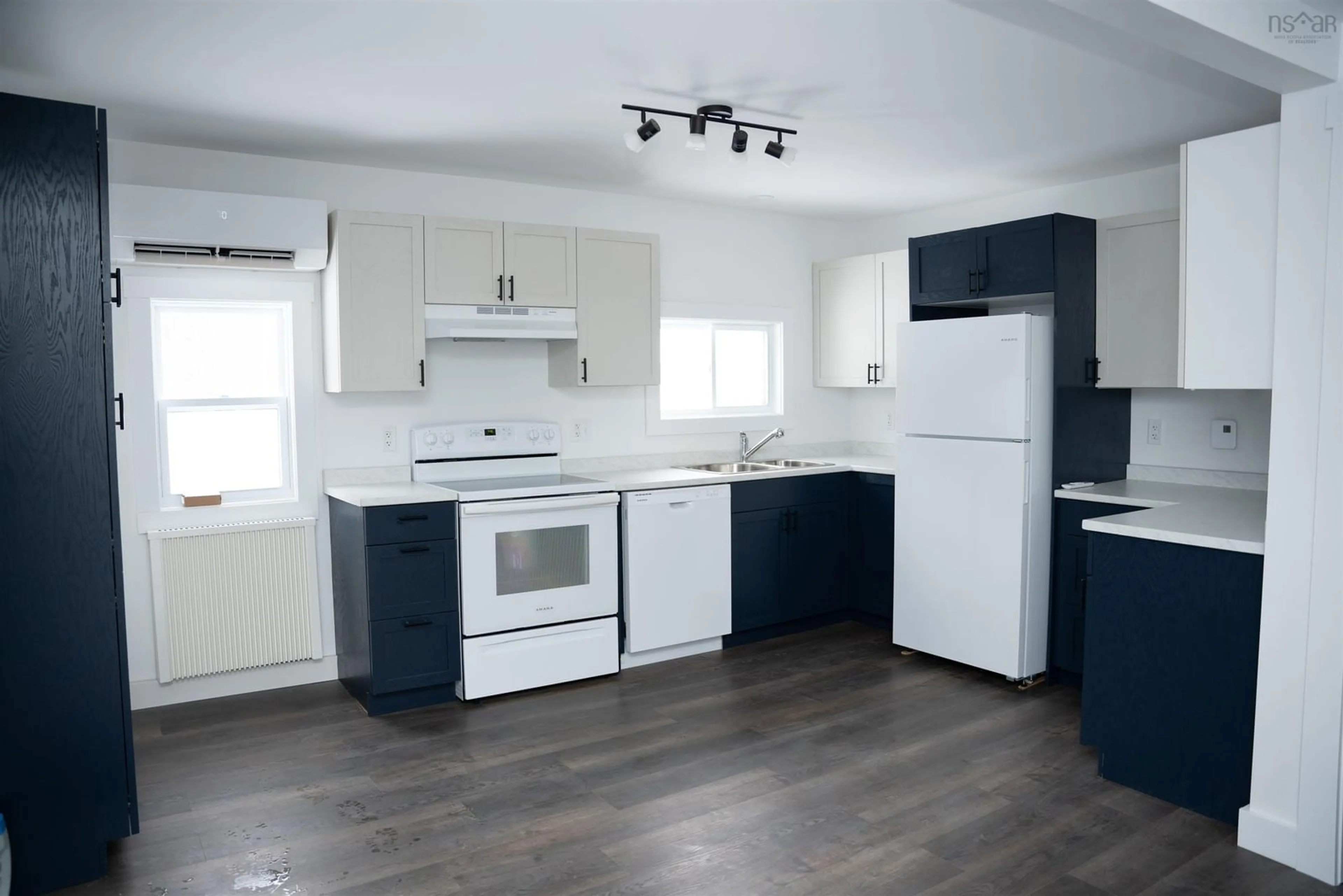 Standard kitchen, wood/laminate floor for 24 Cook St, Truro Nova Scotia B2N 2E4