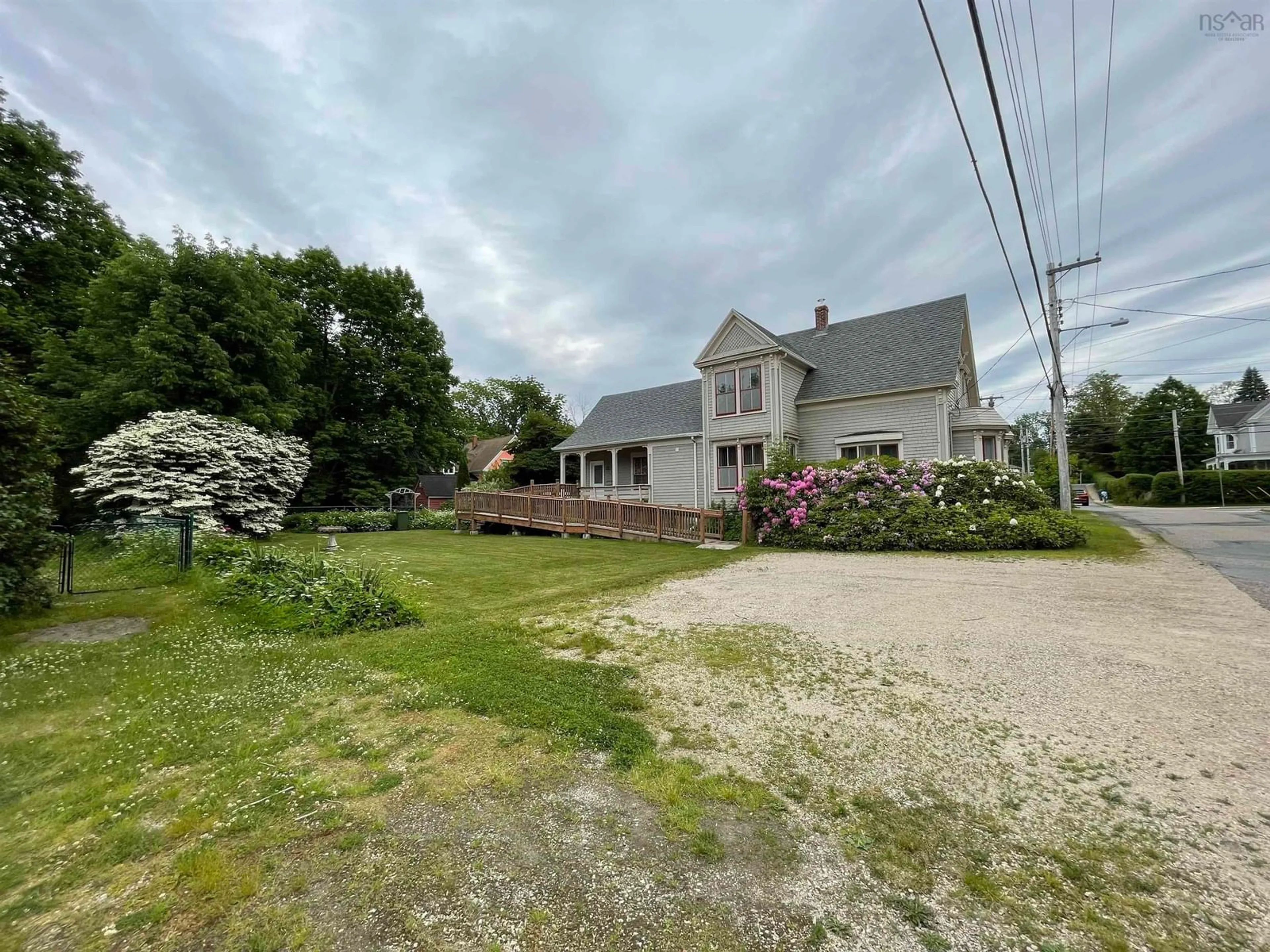 A pic from outside/outdoor area/front of a property/back of a property/a pic from drone, street for 43 Fairmont St, Mahone Bay Nova Scotia B0J 2E0