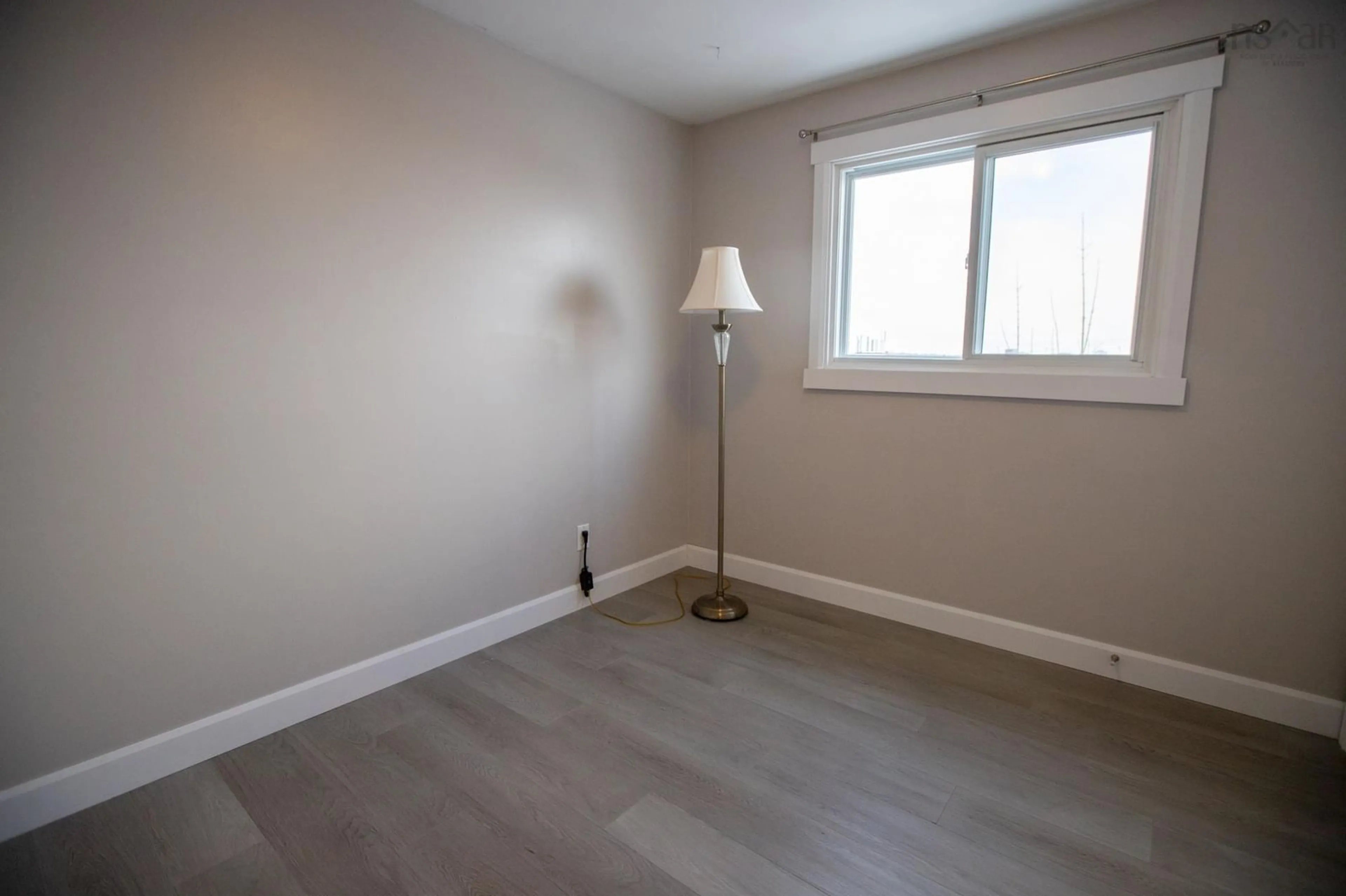 A pic of a room for 27 Regent Dr, Dartmouth Nova Scotia B2Y 3L3