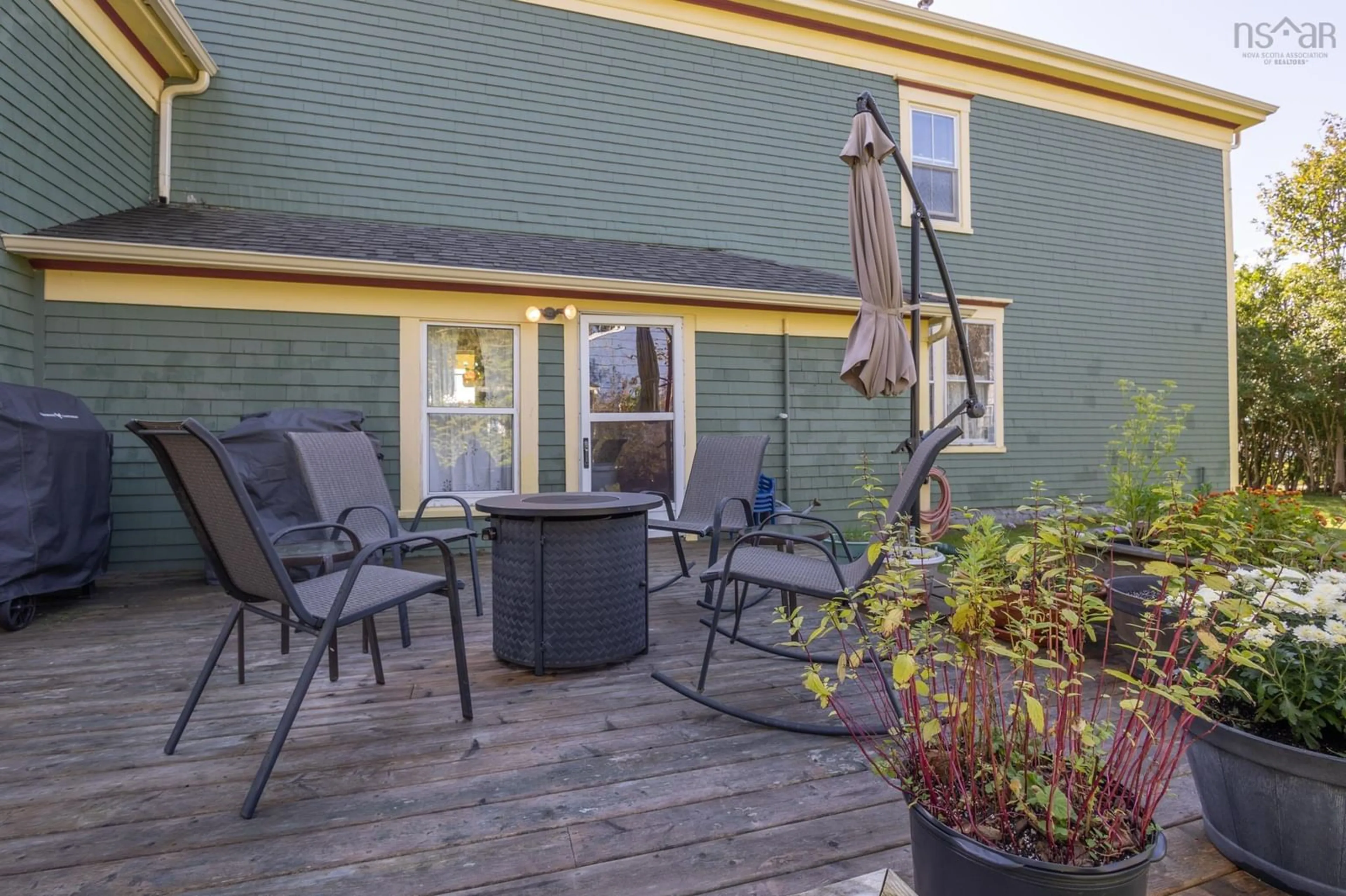 Patio, unknown for 50 Albert St, Yarmouth Nova Scotia B5A 3N7