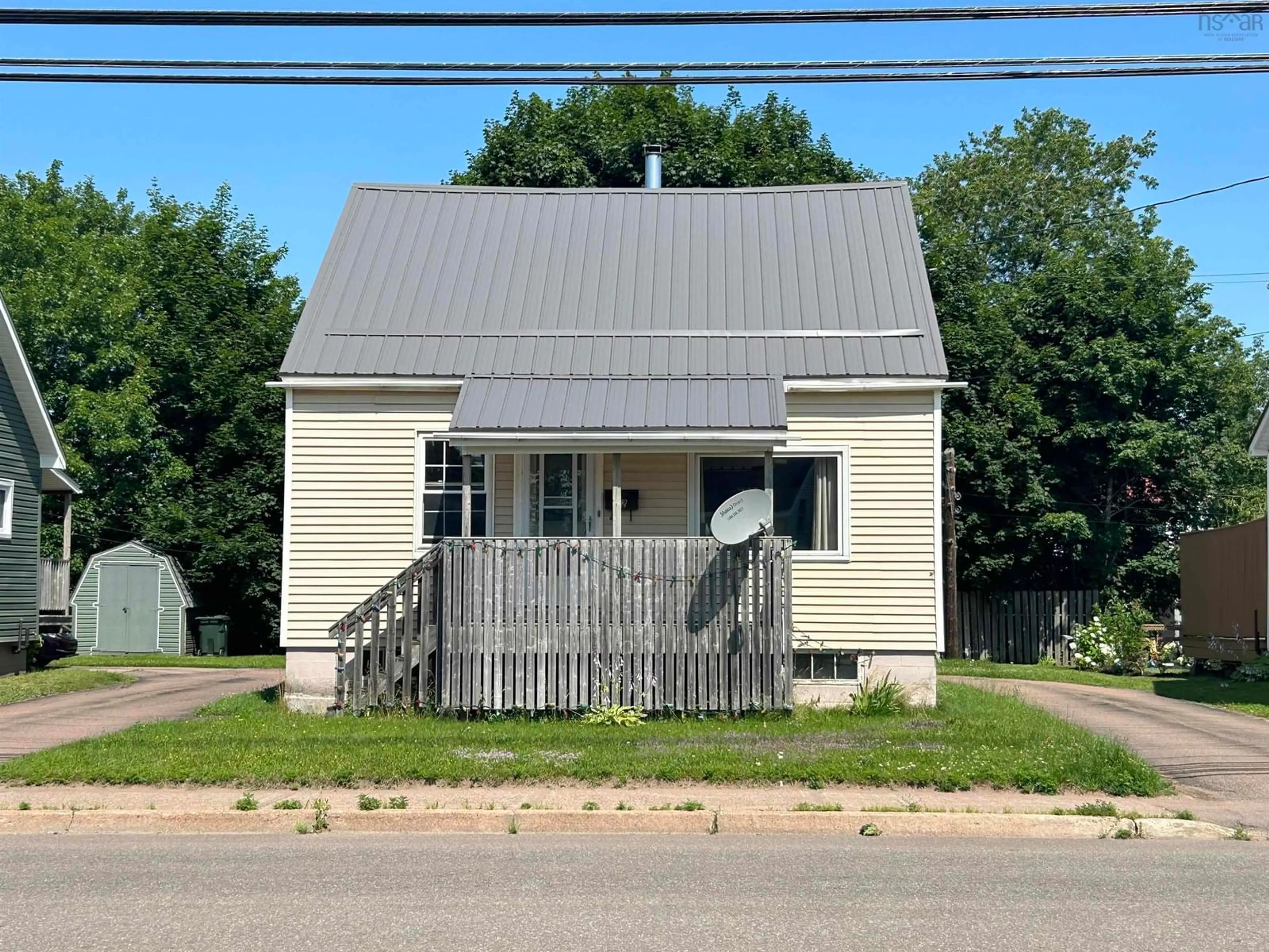 Shed for 82 South Albion St, Amherst Nova Scotia B4H 2W9