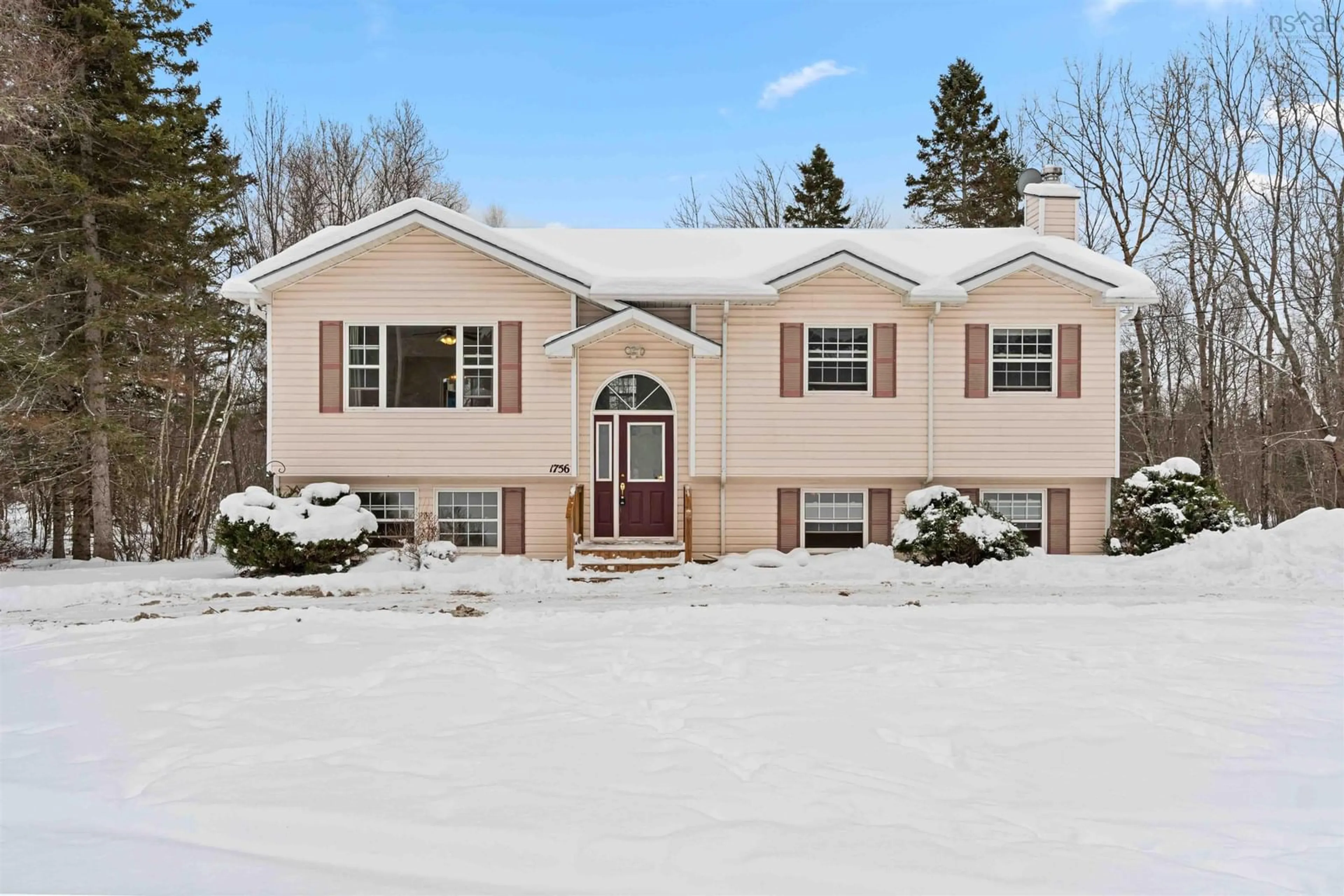 Home with vinyl exterior material, street for 1756 Highway 1, Auburn Nova Scotia B0P 1R0